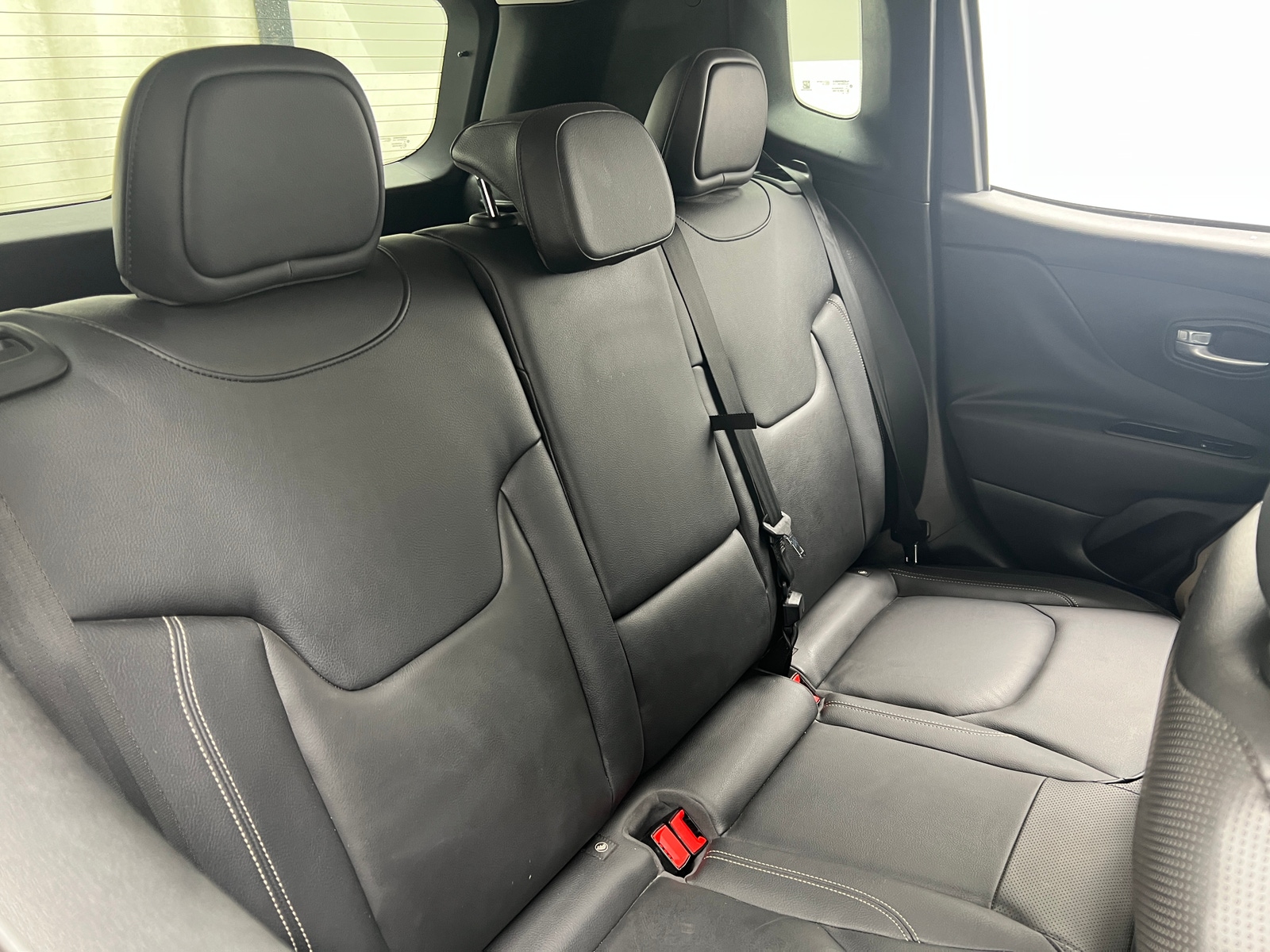 Thumbnail: 2017 Jeep Renegade - 5