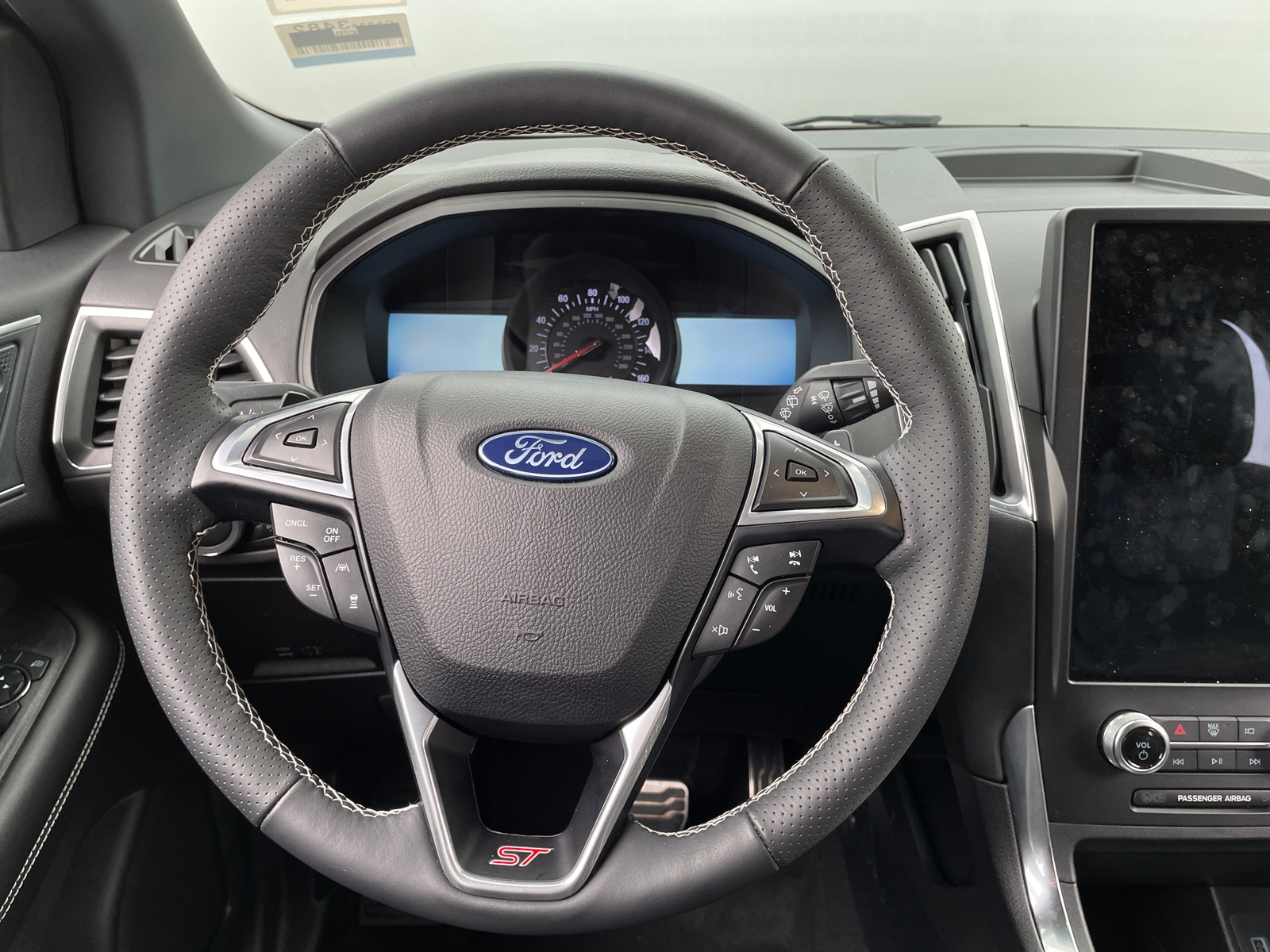 Thumbnail: 2024 Ford Edge - 4