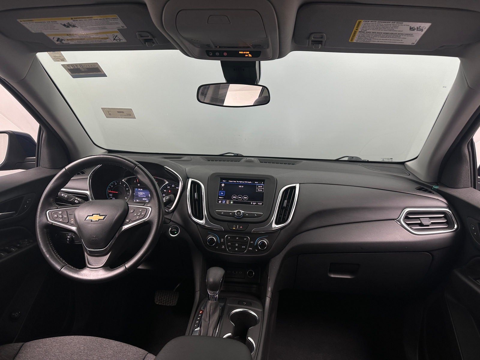 Thumbnail: 2022 Chevrolet Equinox - 3