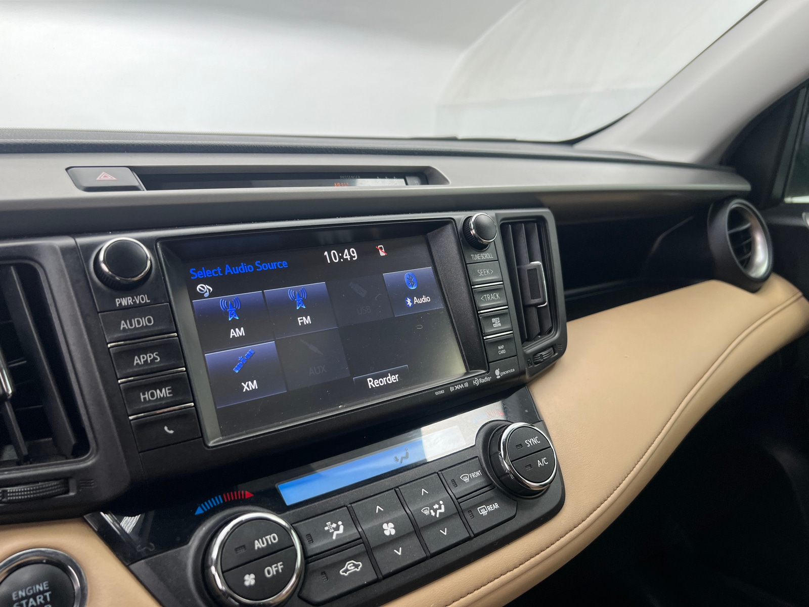 Thumbnail: 2017 Toyota RAV4 - 3