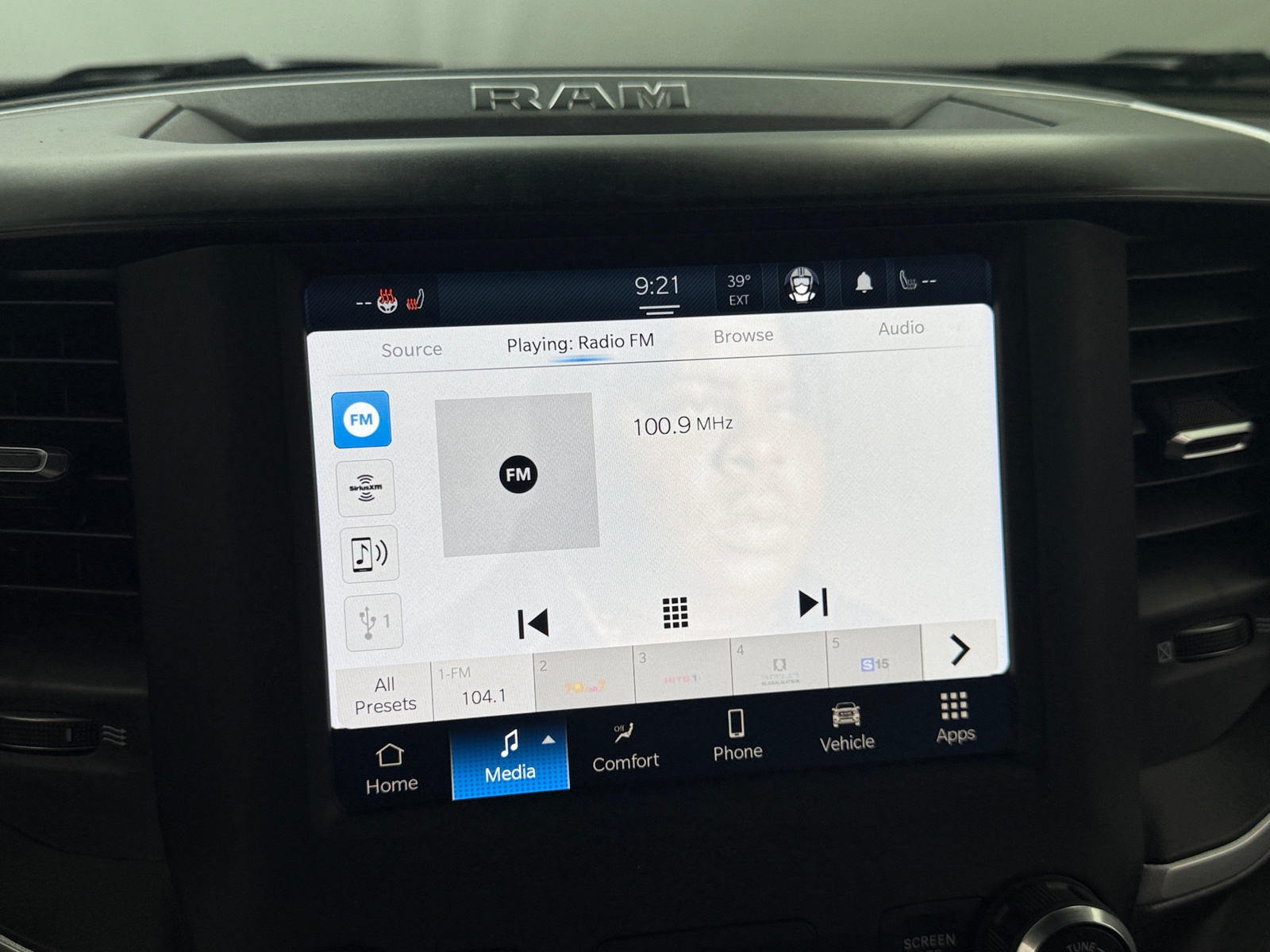 Thumbnail: 2022 RAM 1500 - 4