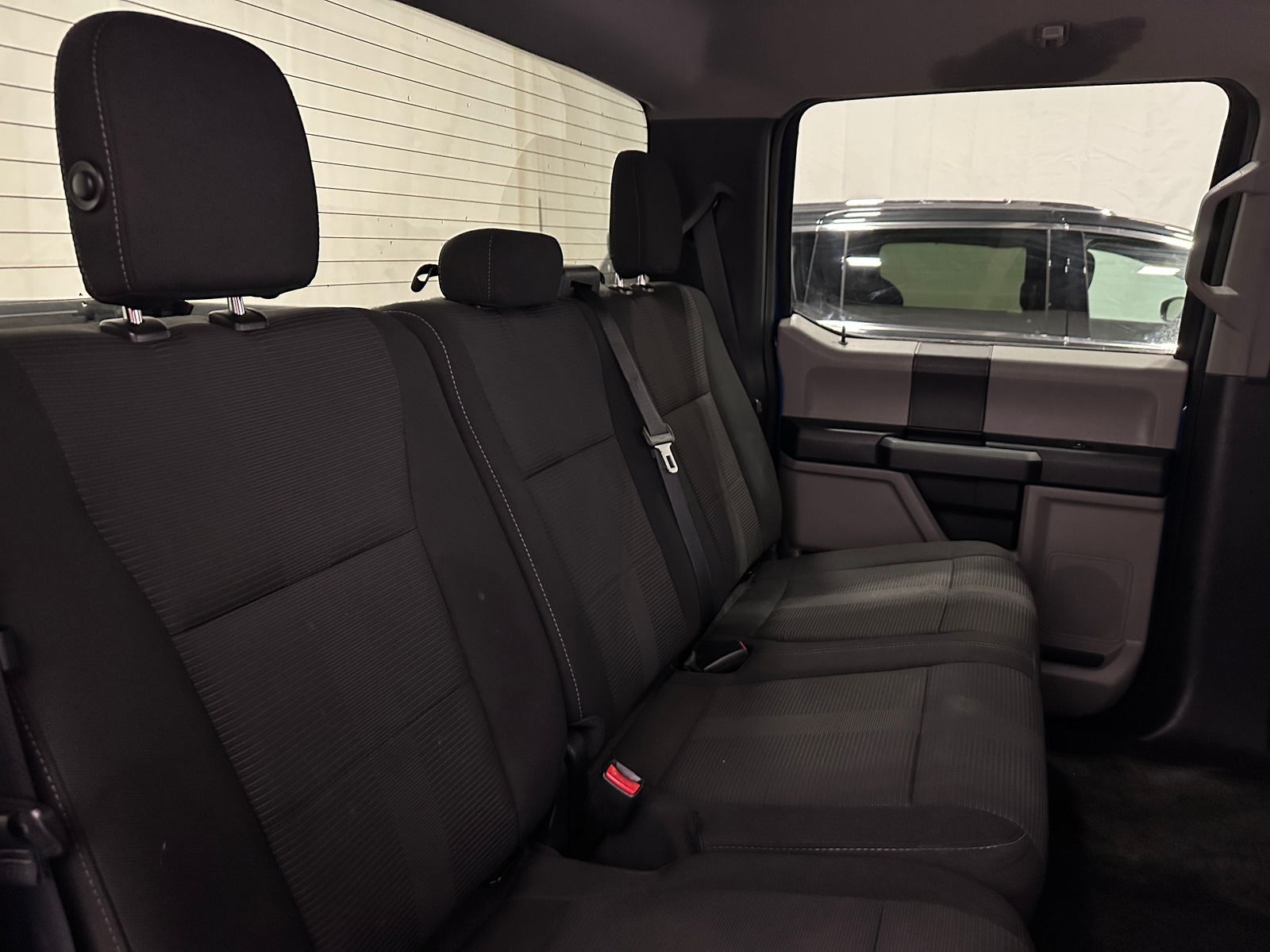 Thumbnail: 2017 Ford Econoline - 6