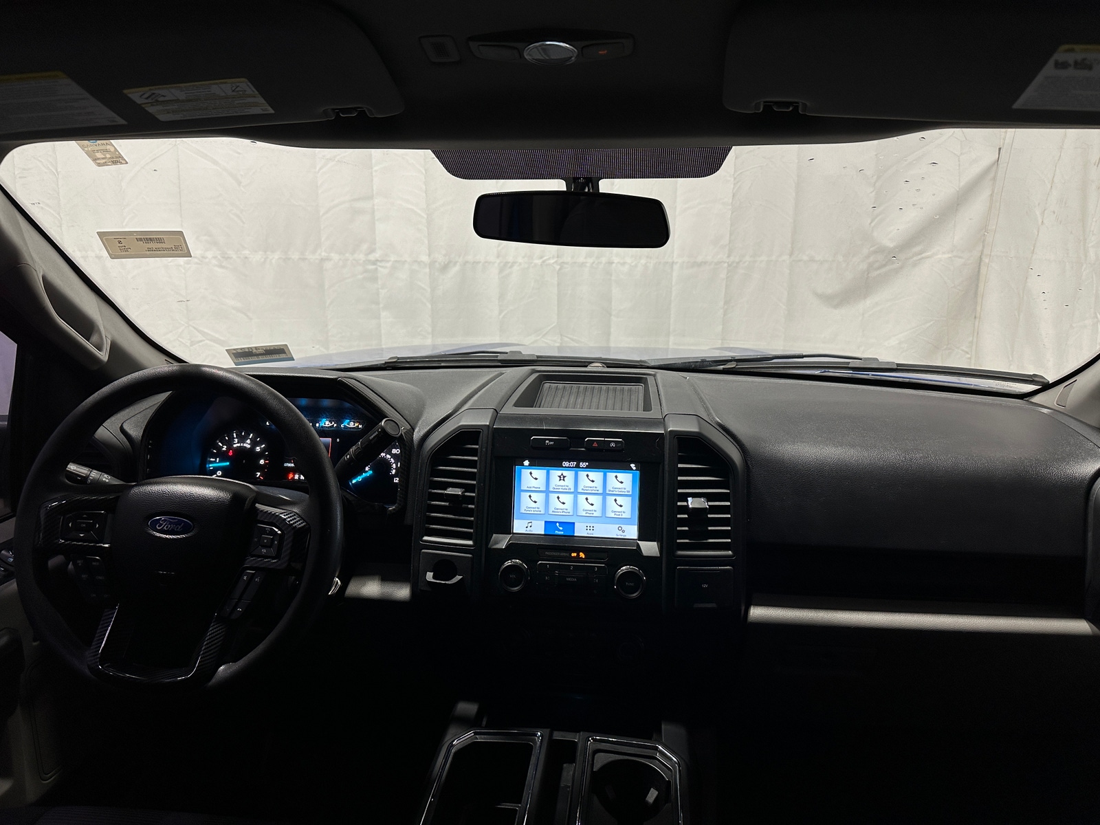 Thumbnail: 2017 Ford Econoline - 3