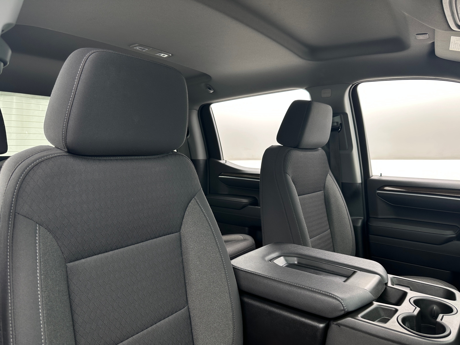 Thumbnail: 2022 Chevrolet Silverado 1500 - 2