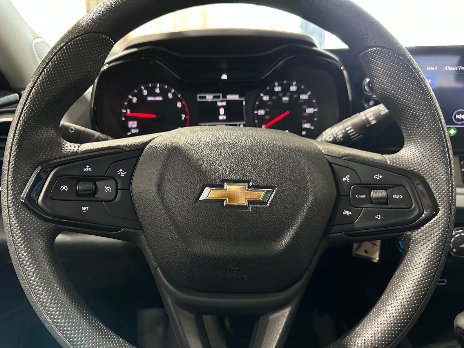 Thumbnail: 2024 Chevrolet Trax - 5