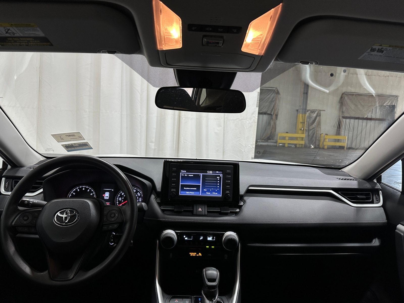 Thumbnail: 2019 Toyota RAV4 - 3