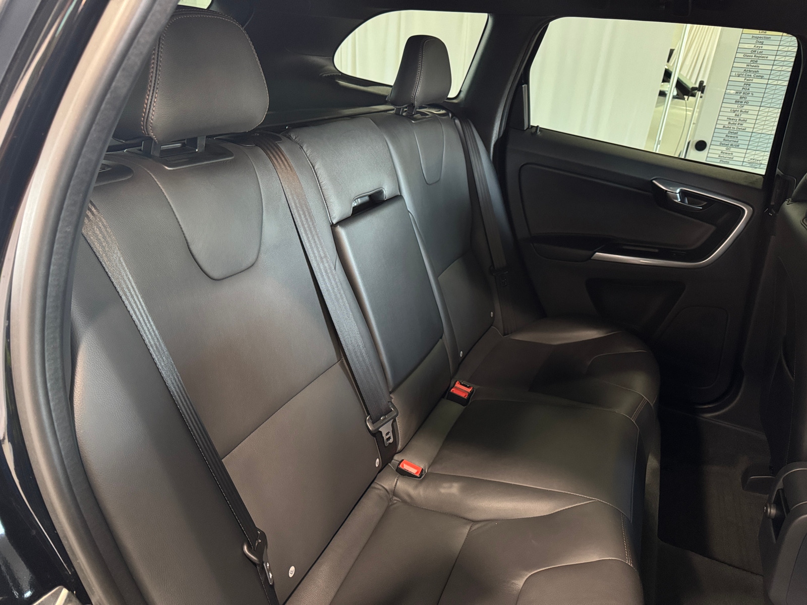 Thumbnail: 2016 Volvo XC60 - 6