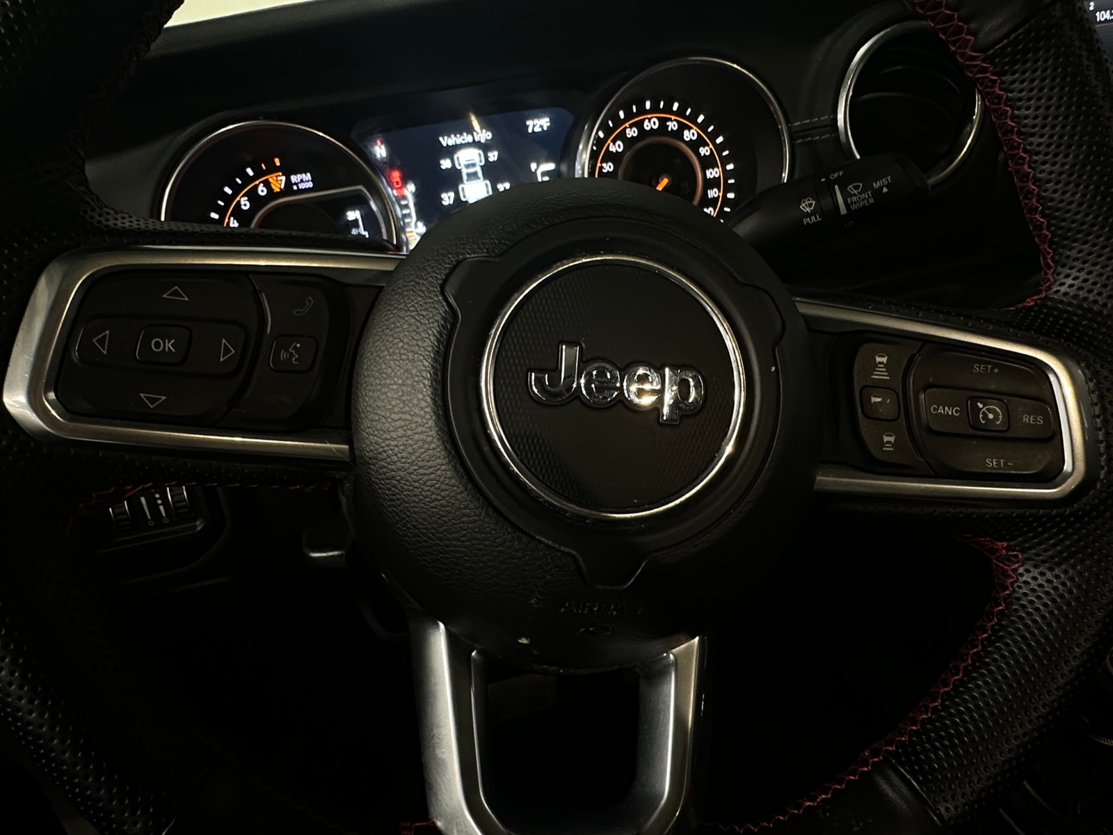 Thumbnail: 2020 Jeep Gladiator - 5