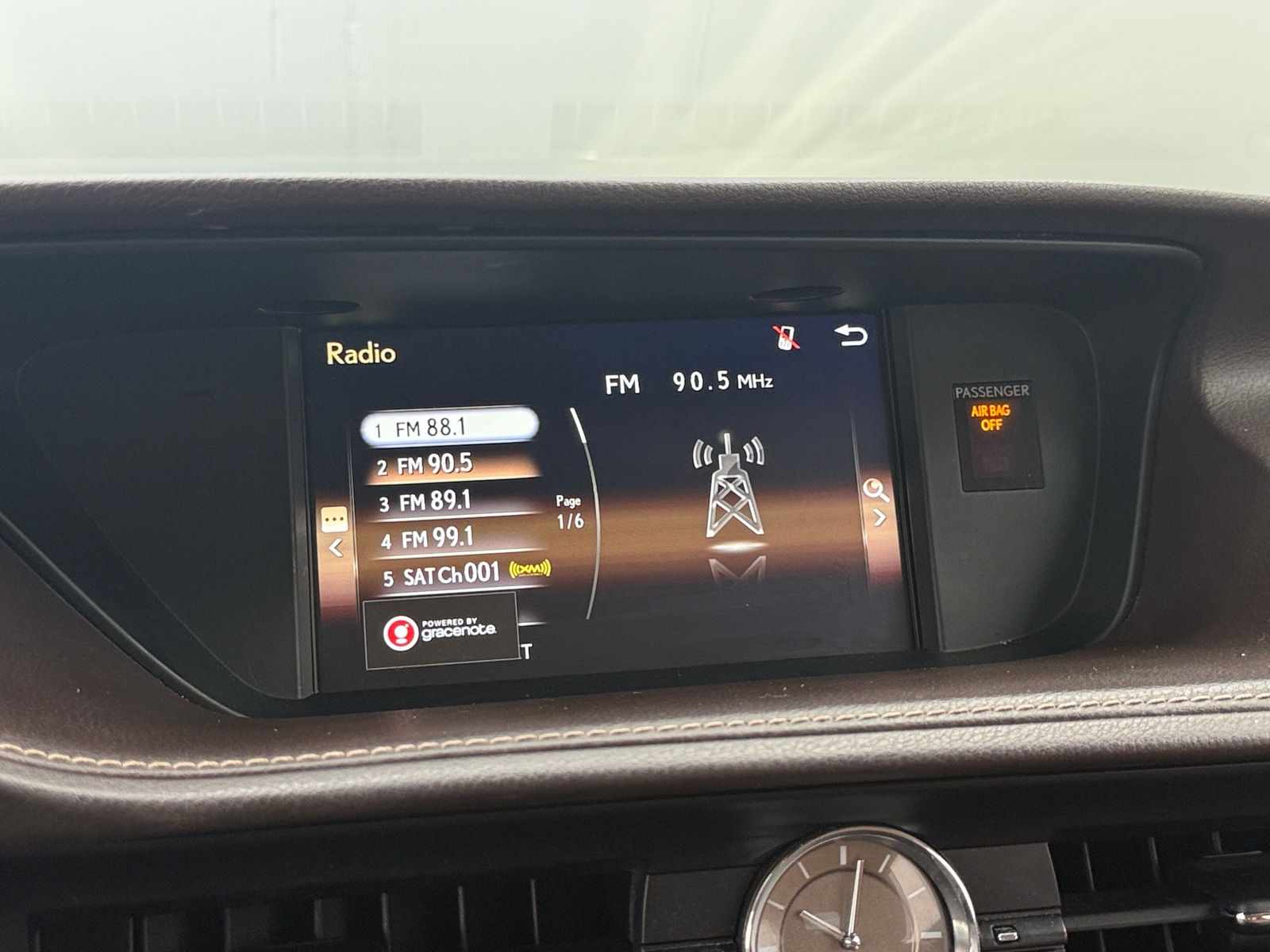 Thumbnail: 2018 Lexus ES - 3