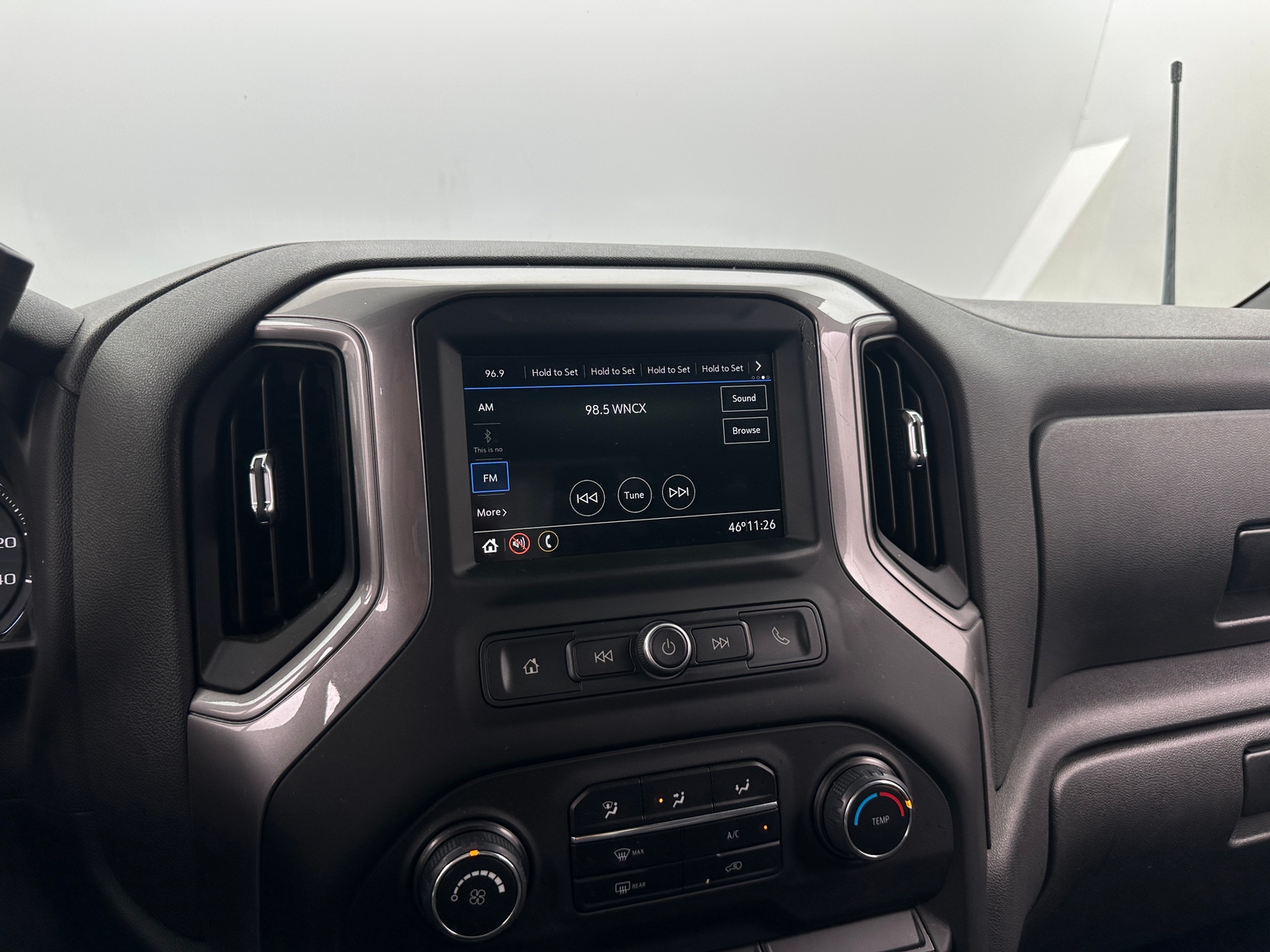 Thumbnail: 2019 Chevrolet Silverado 1500 - 4