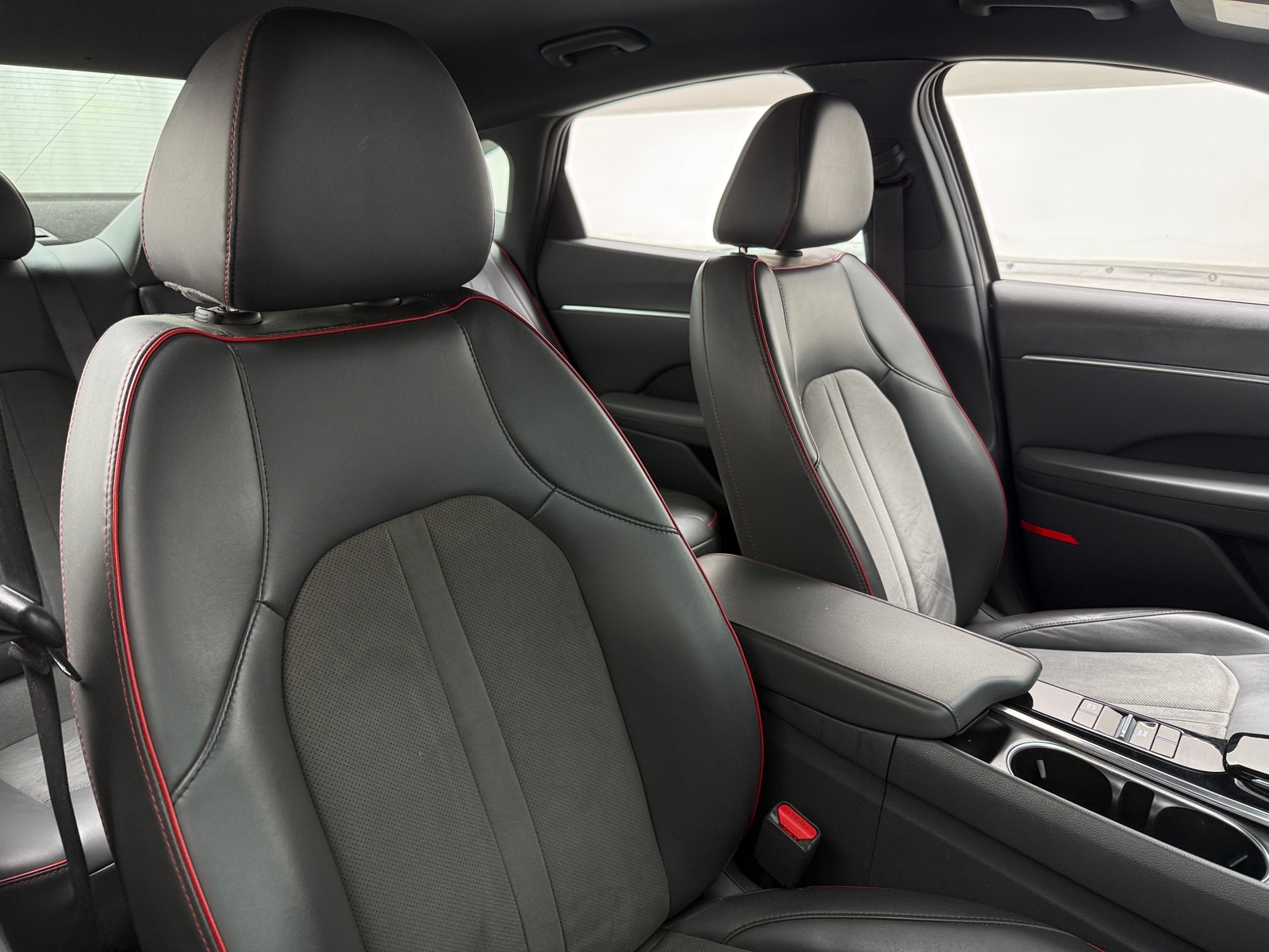 Thumbnail: 2021 Hyundai Sonata - 2