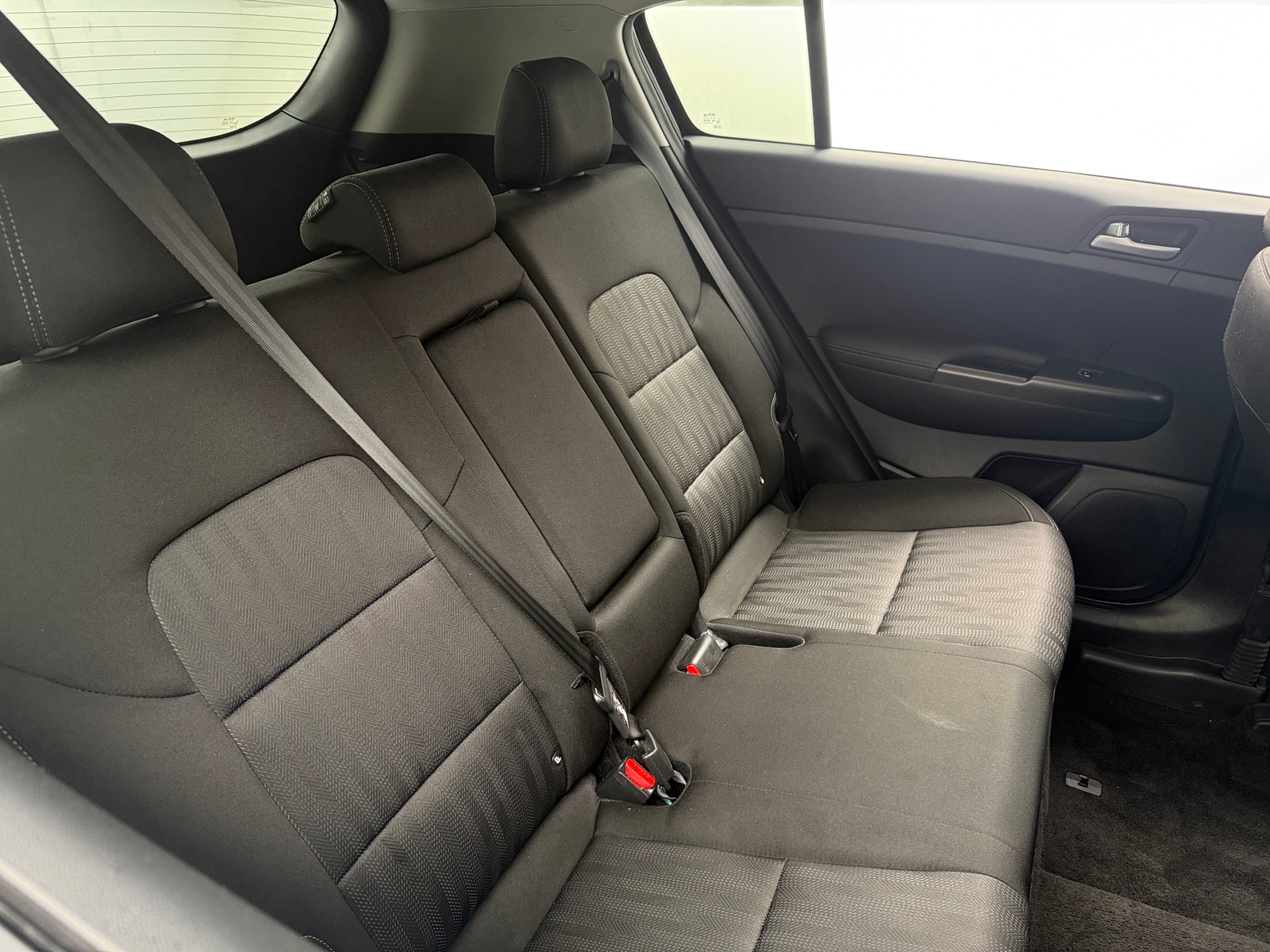 Thumbnail: 2022 Kia Sportage - 6