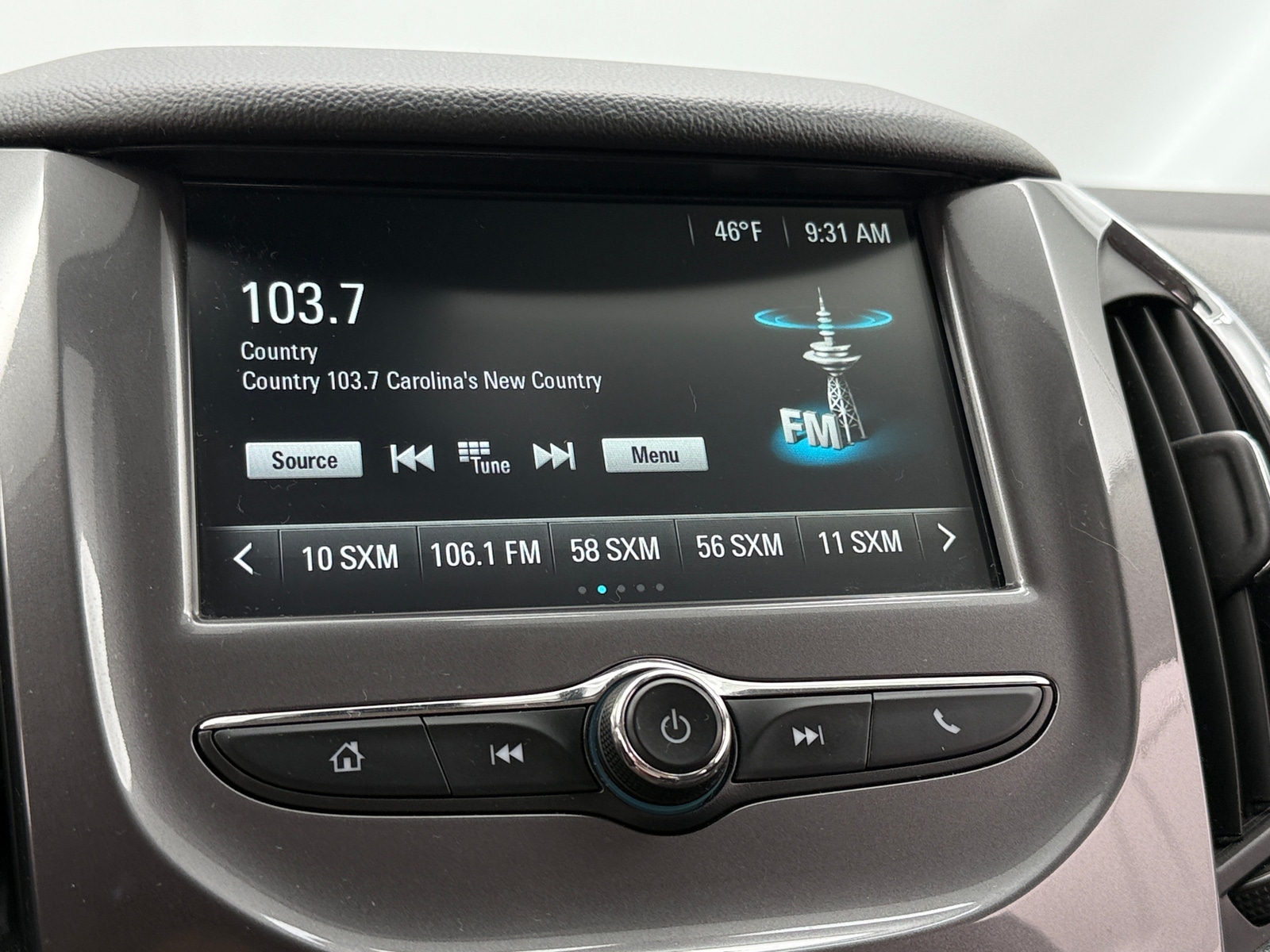 Thumbnail: 2017 Chevrolet Cruze - 4