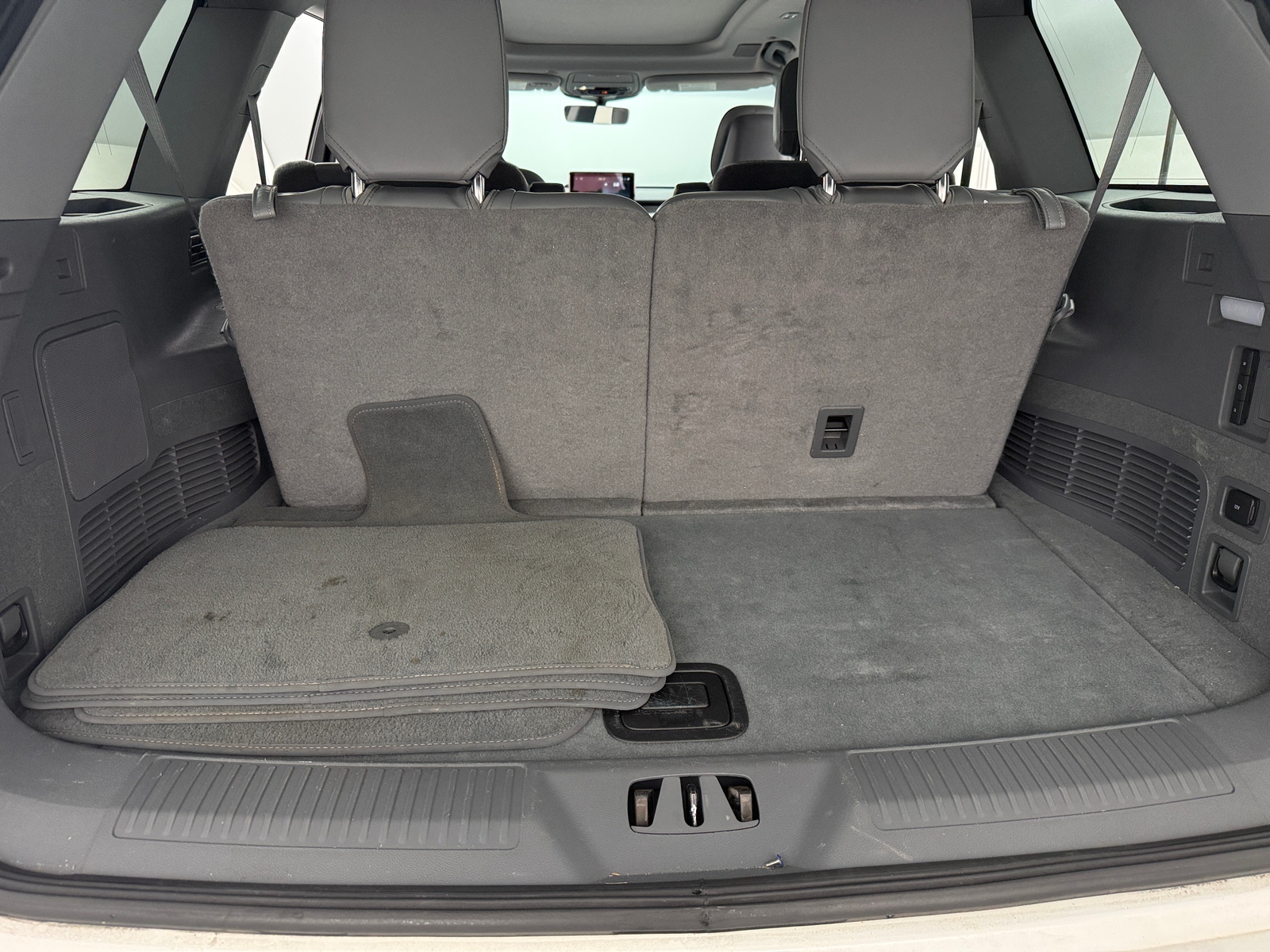 Thumbnail: 2020 Lincoln Aviator - 6