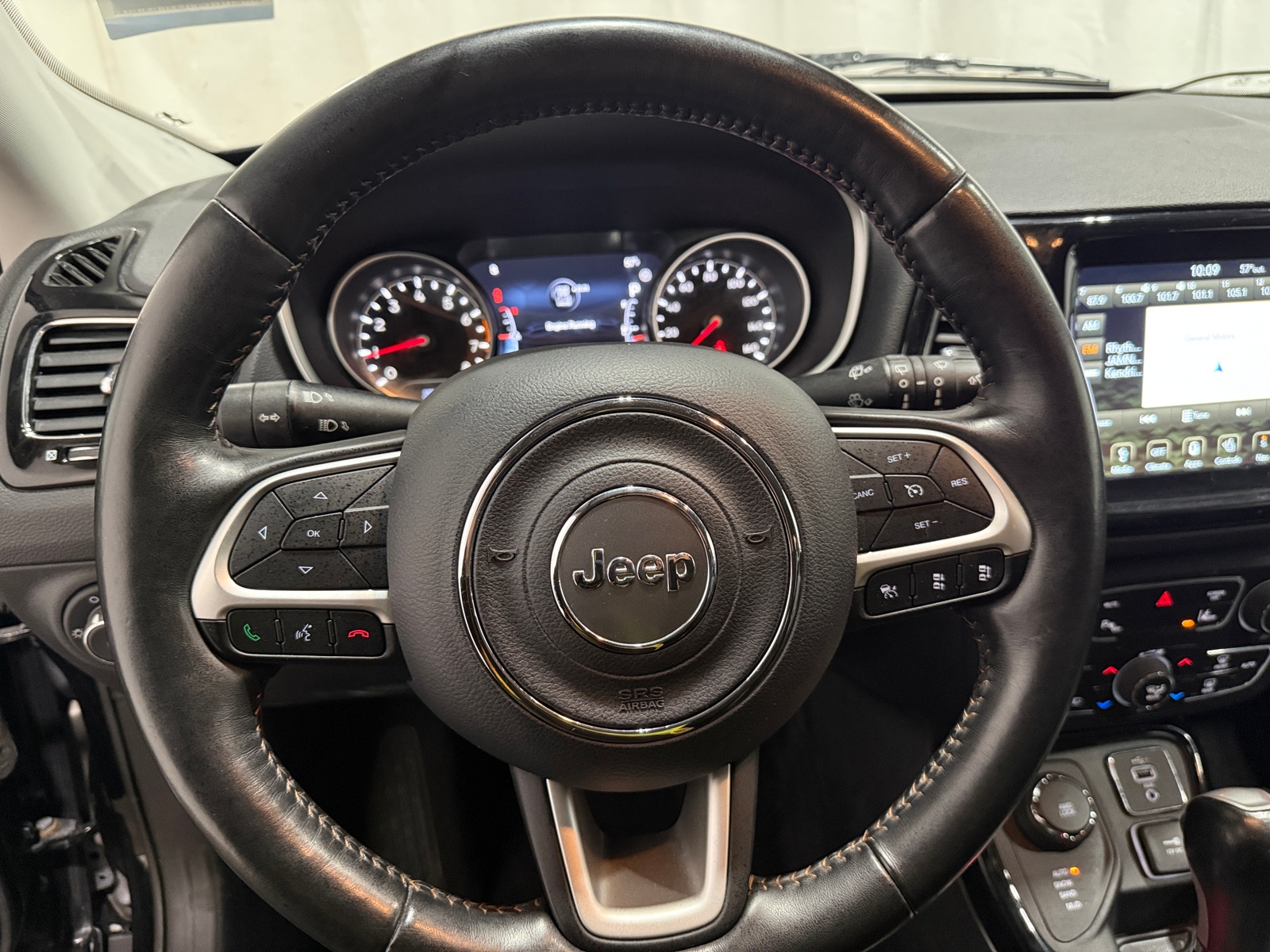 Thumbnail: 2019 Jeep Compass - 4