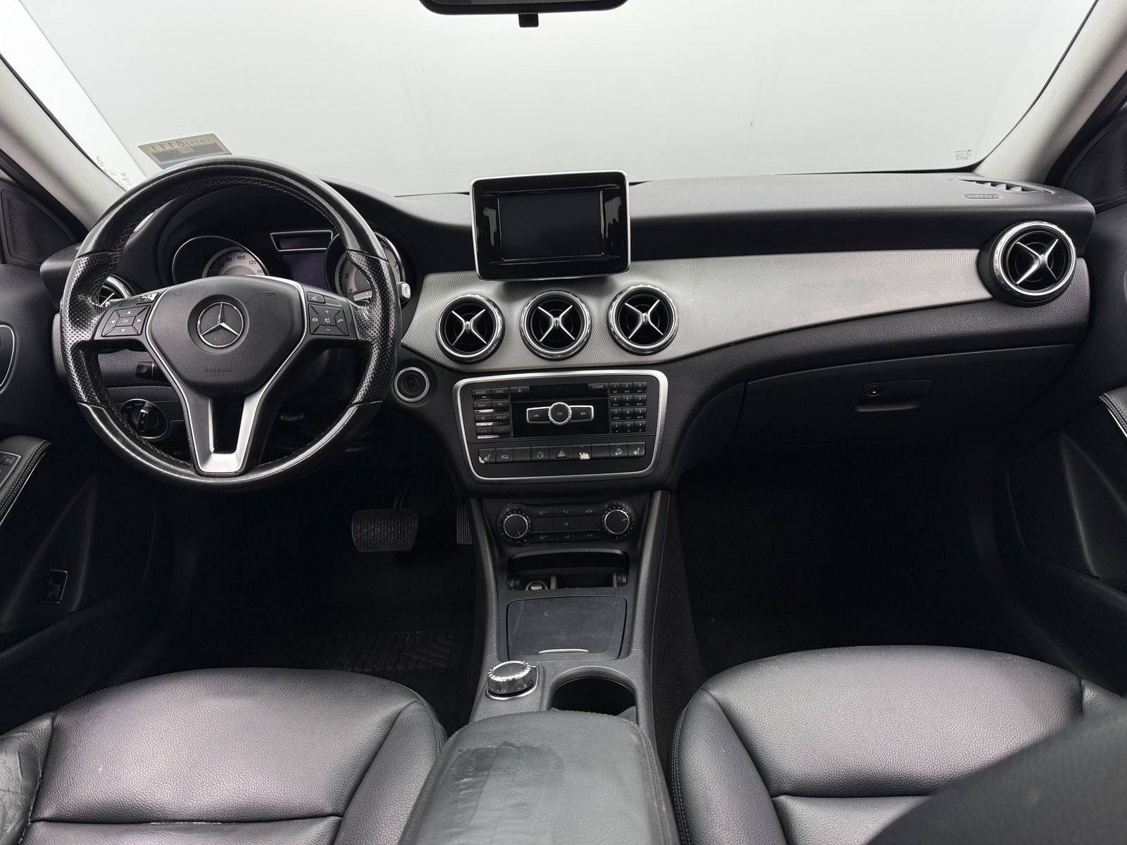 Thumbnail: 2015 Mercedes-Benz GLA - 2