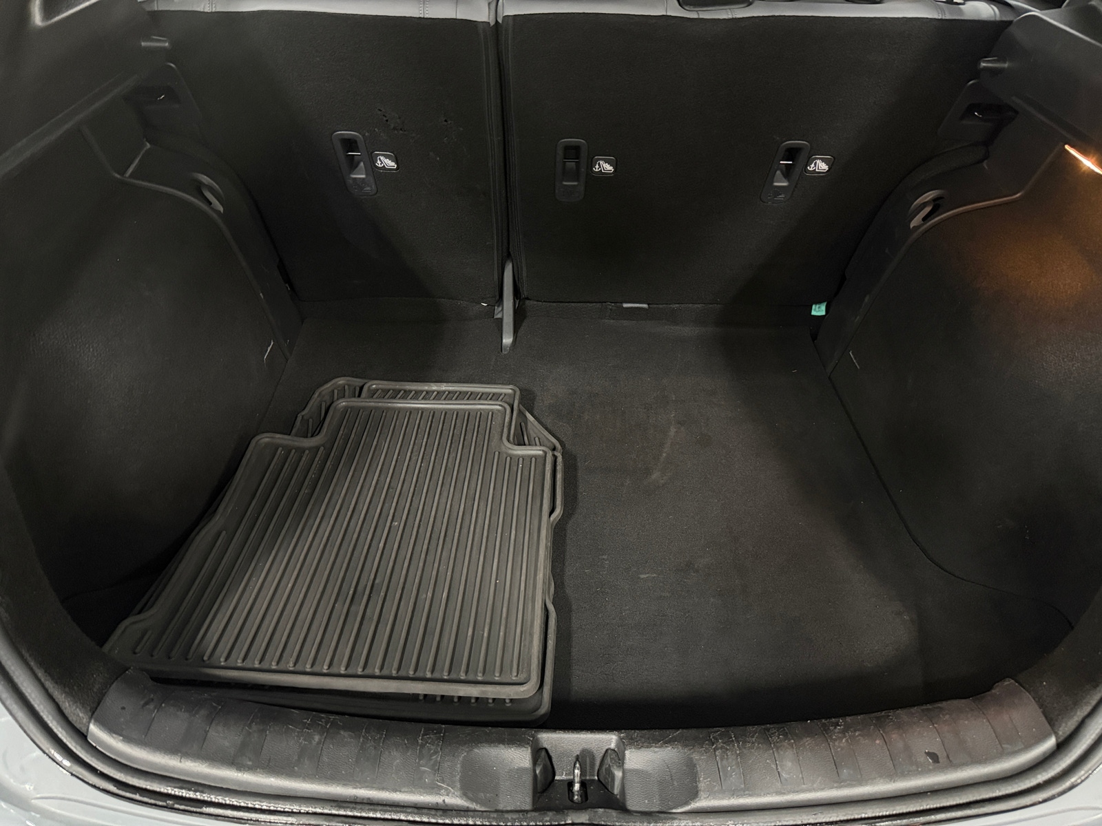 Thumbnail: 2023 Nissan Kicks - 7