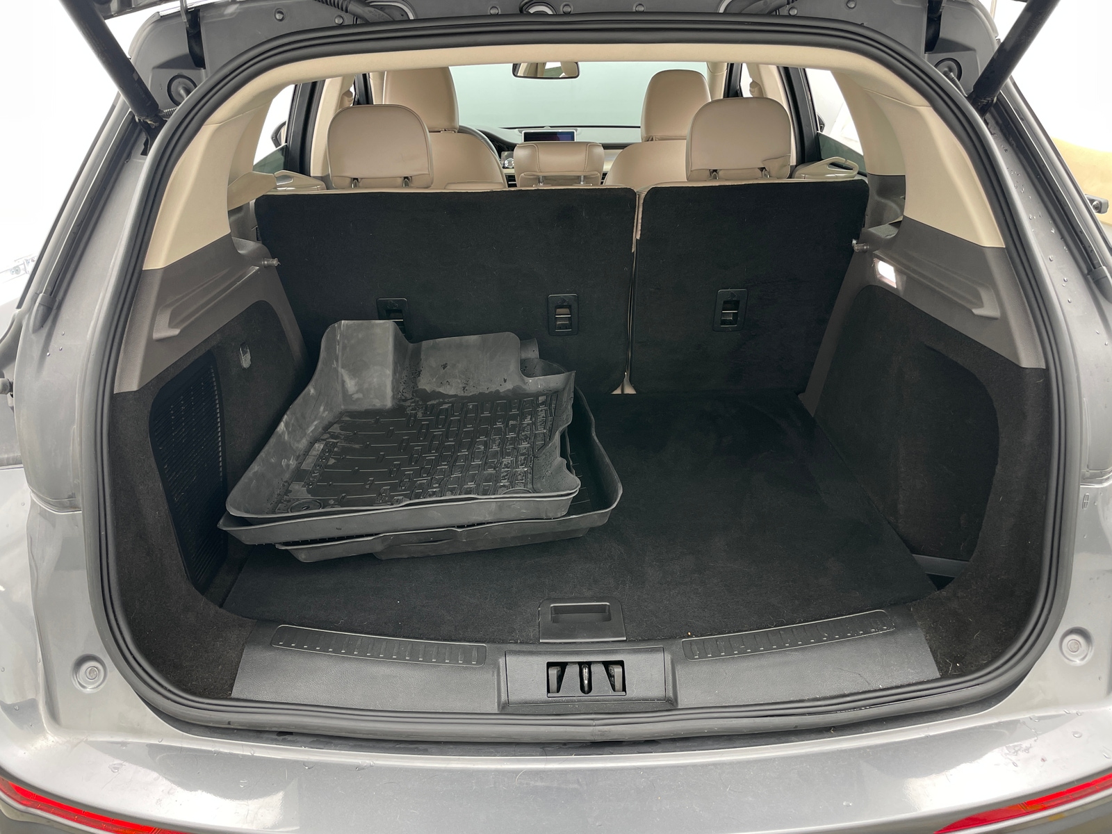 Thumbnail: 2022 Lincoln Corsair - 6