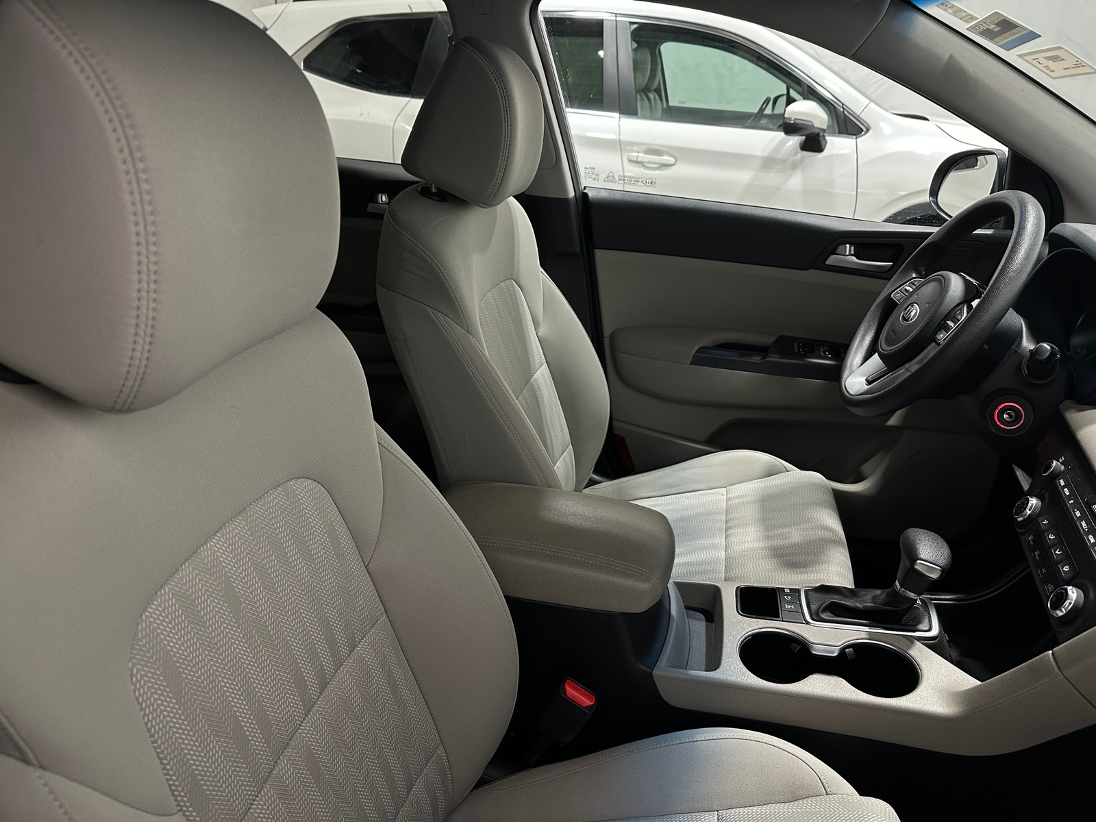 Thumbnail: 2020 Kia Sportage - 2