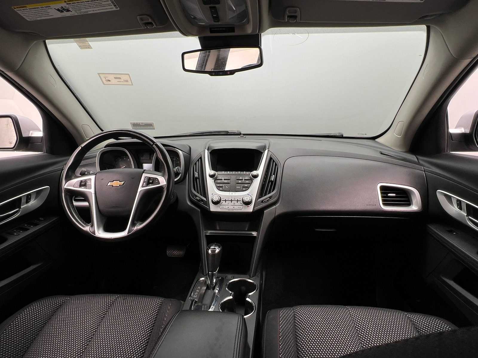 Thumbnail: 2017 Chevrolet Equinox - 3