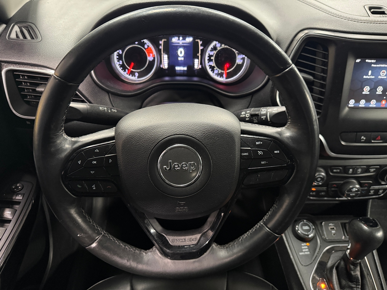 Thumbnail: 2019 Jeep Cherokee - 5