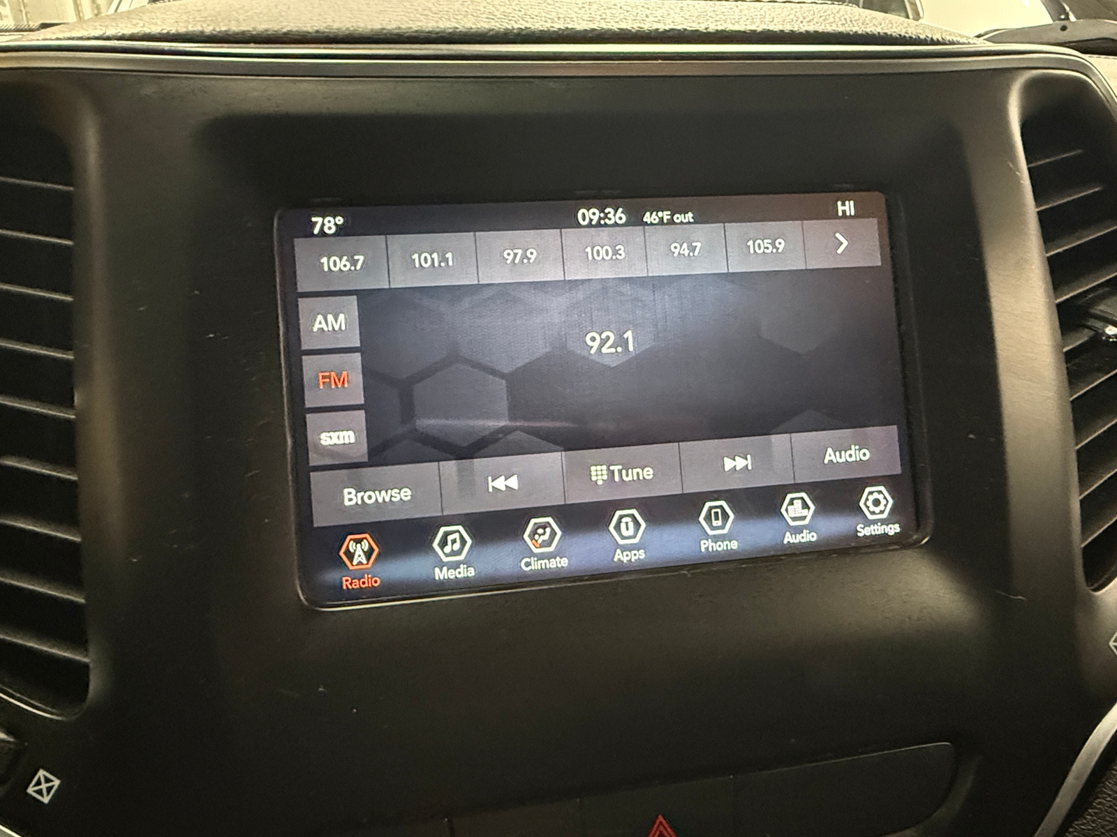 Thumbnail: 2019 Jeep Cherokee - 4