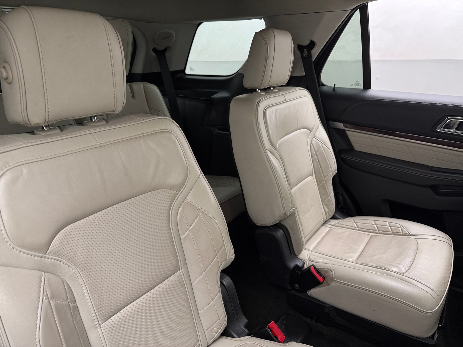 Thumbnail: 2018 Ford Explorer - 5