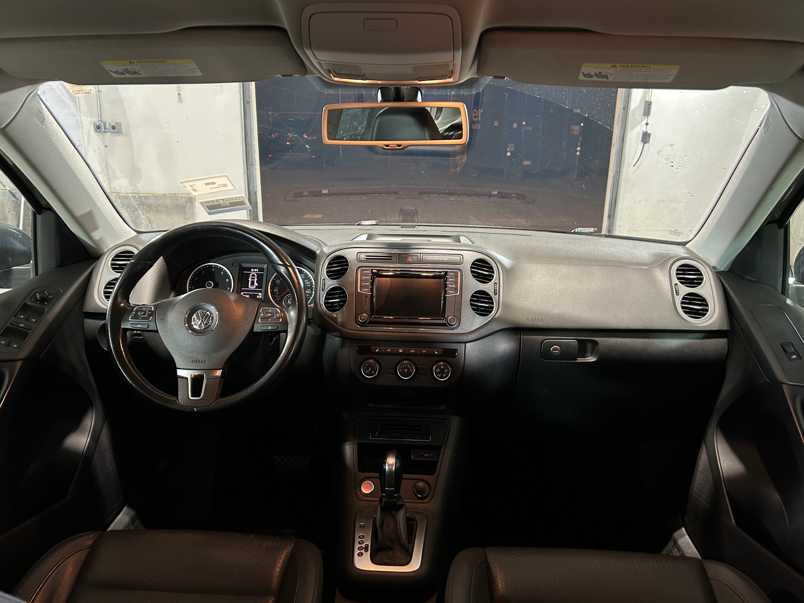 Thumbnail: 2017 Volkswagen Tiguan - 3