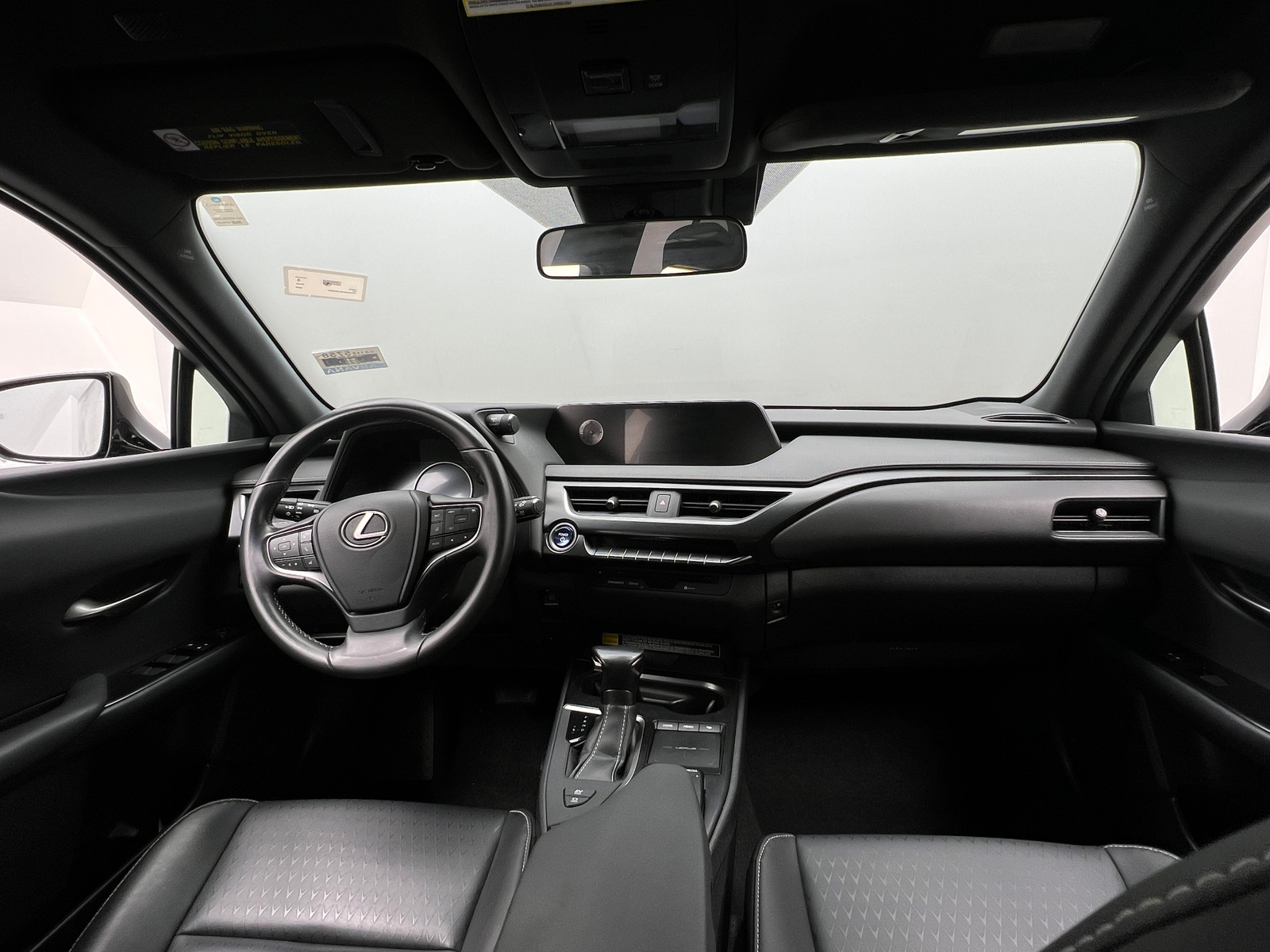 Thumbnail: 2020 Lexus UX - 2