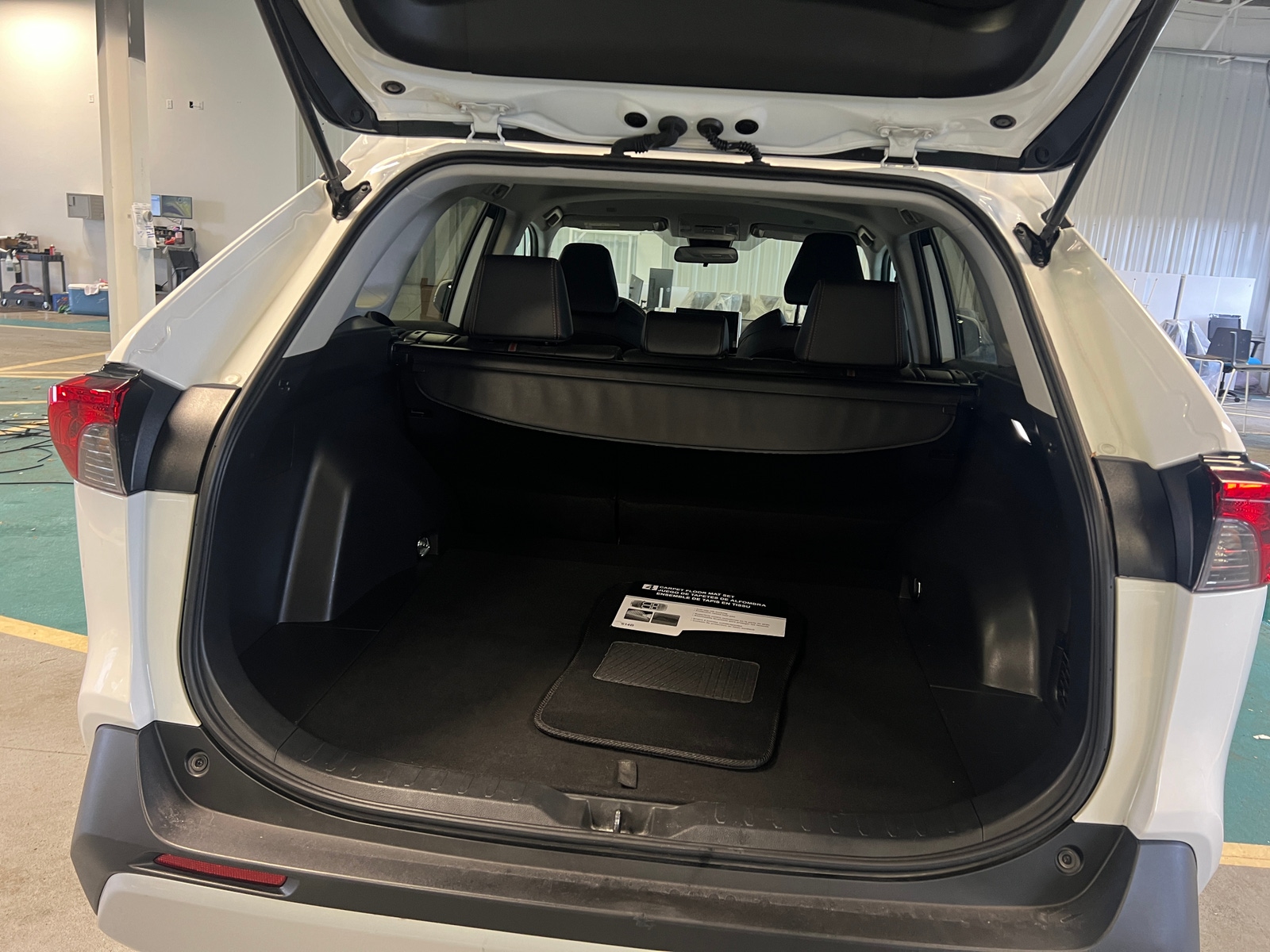 Thumbnail: 2024 Toyota RAV4 - 7