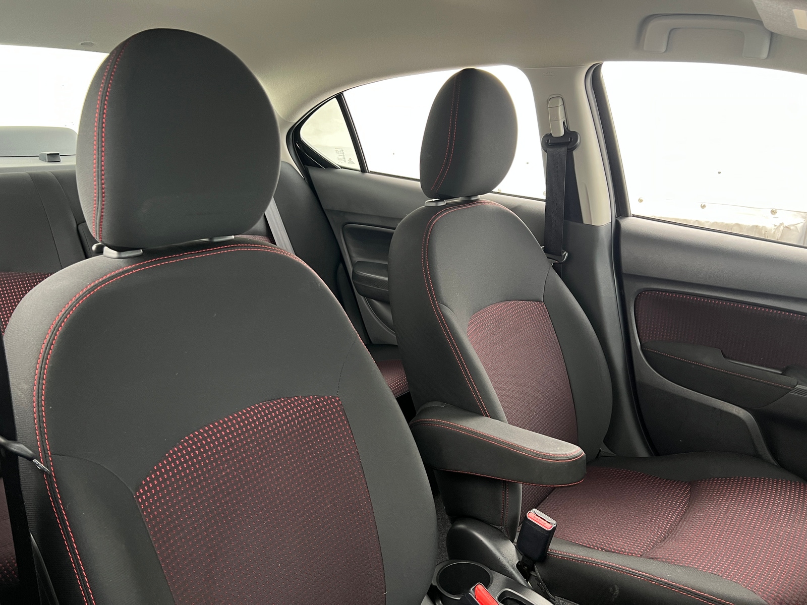 Thumbnail: 2024 Mitsubishi Mirage G4 - 2