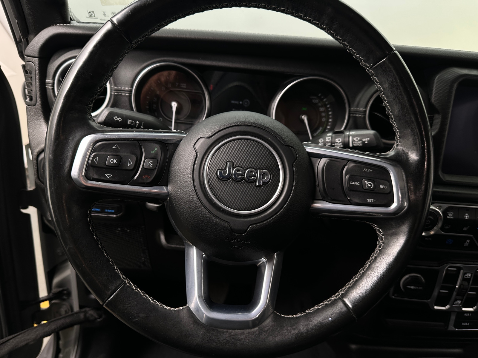 Thumbnail: 2022 Jeep Wrangler - 4