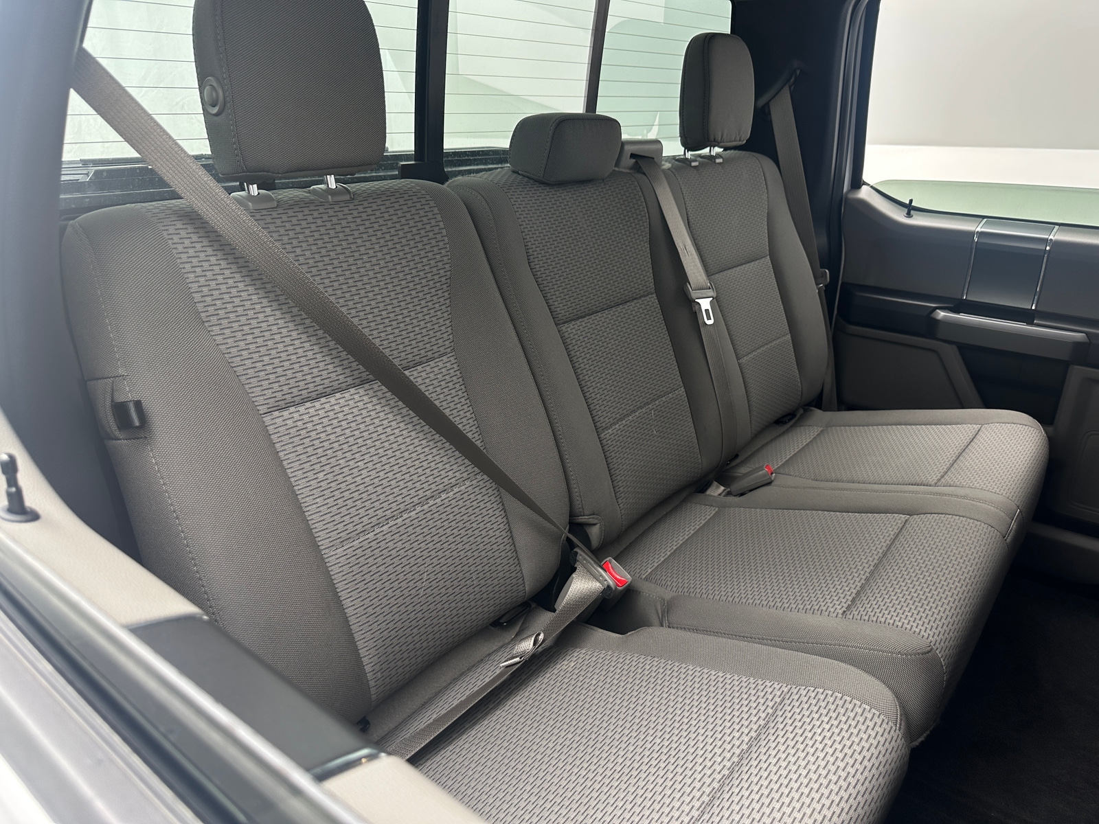 Thumbnail: 2017 Ford Econoline - 6