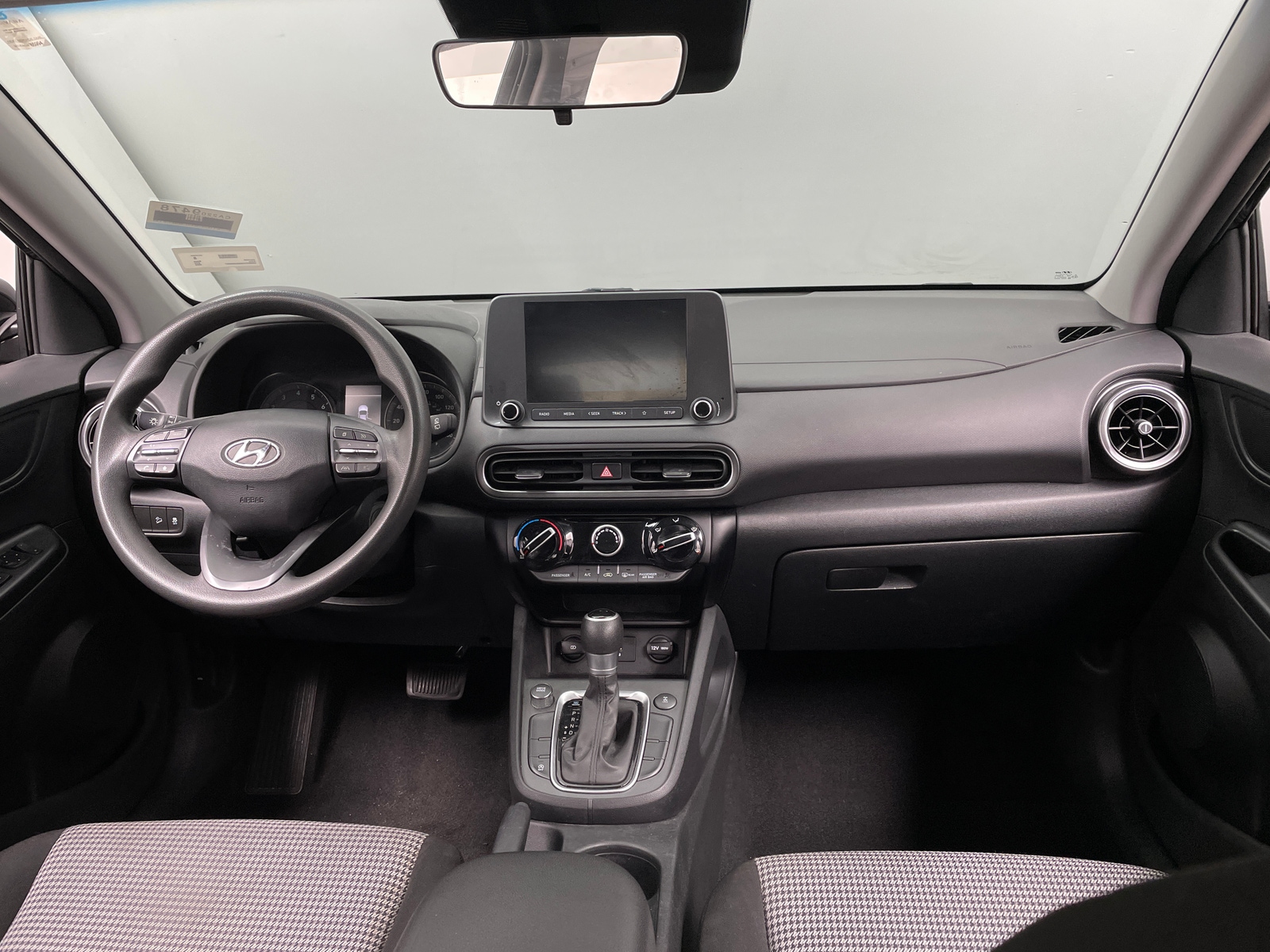 Thumbnail: 2022 Hyundai Kona - 3