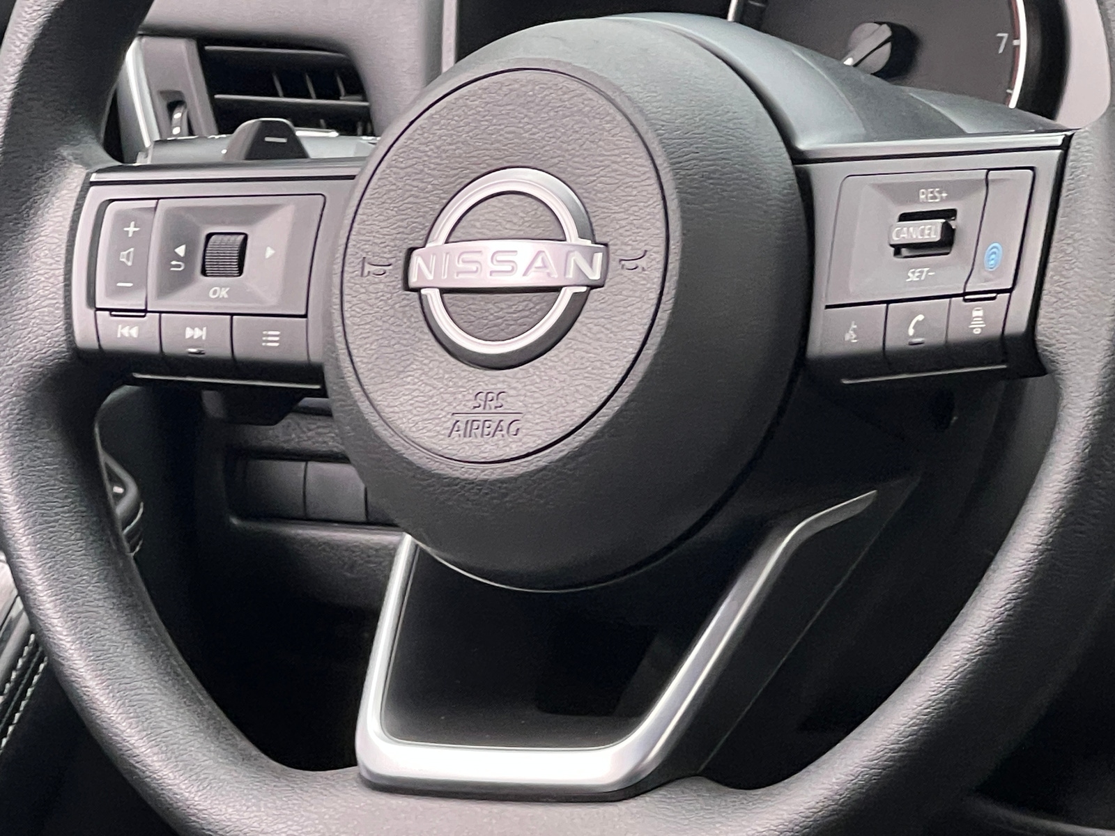 Thumbnail: 2024 Nissan Rogue - 5