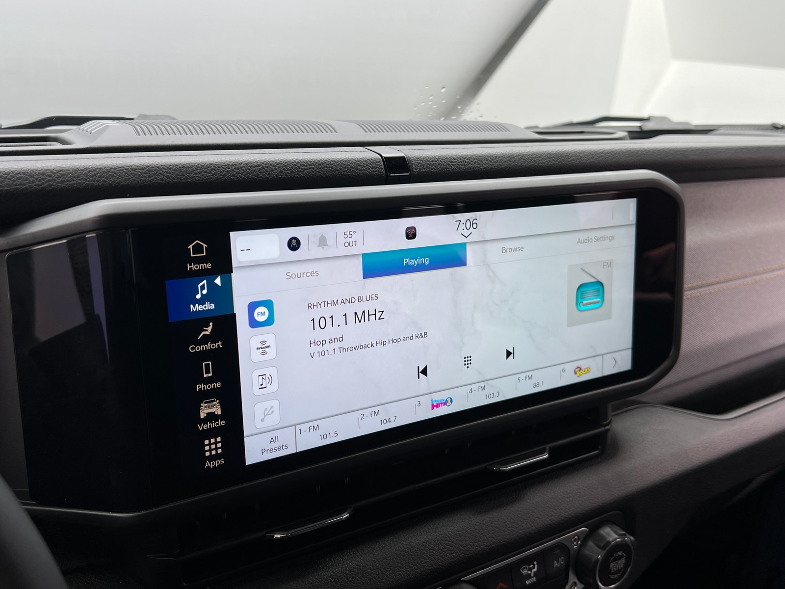 Thumbnail: 2025 Jeep Wrangler - 4