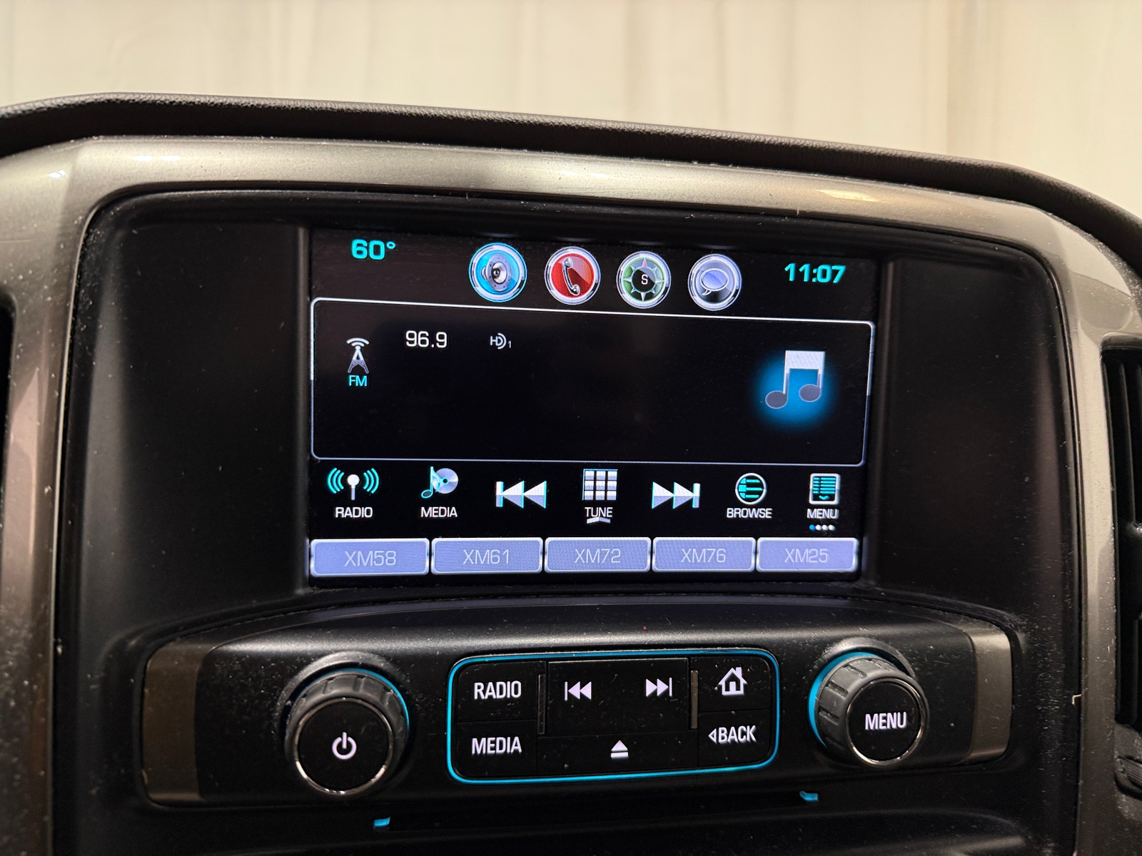 Thumbnail: 2018 Chevrolet Silverado 1500 - 4