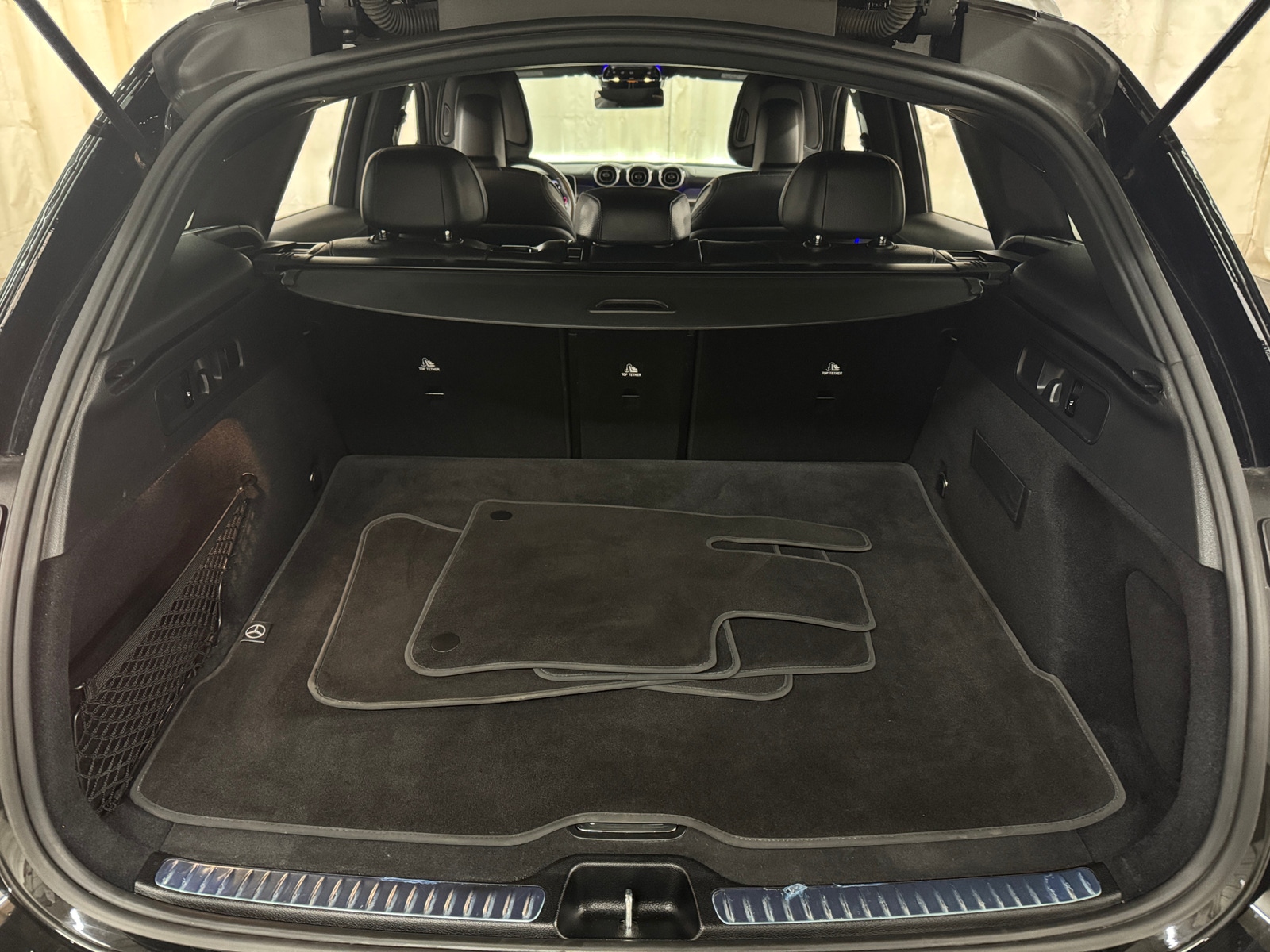 Thumbnail: 2024 Mercedes-Benz GLC - 6