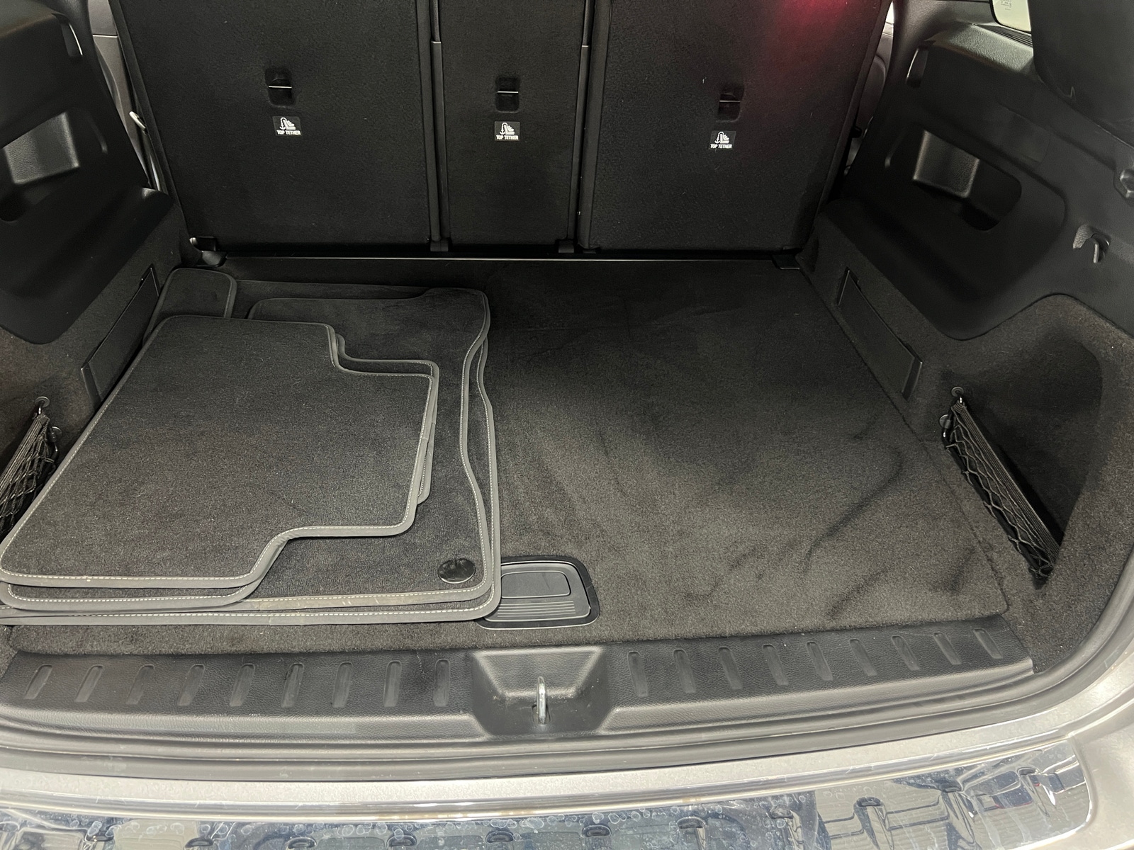 Thumbnail: 2020 Mercedes-Benz GLB - 6