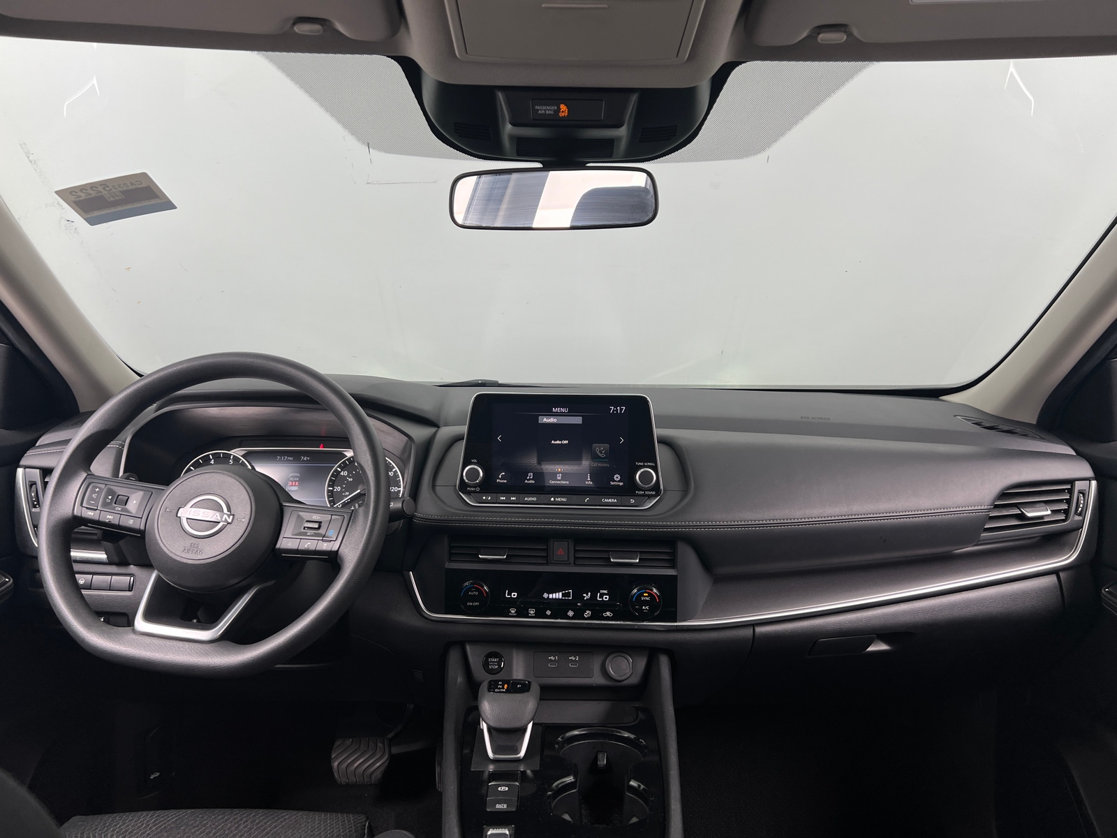 Thumbnail: 2024 Nissan Rogue - 3