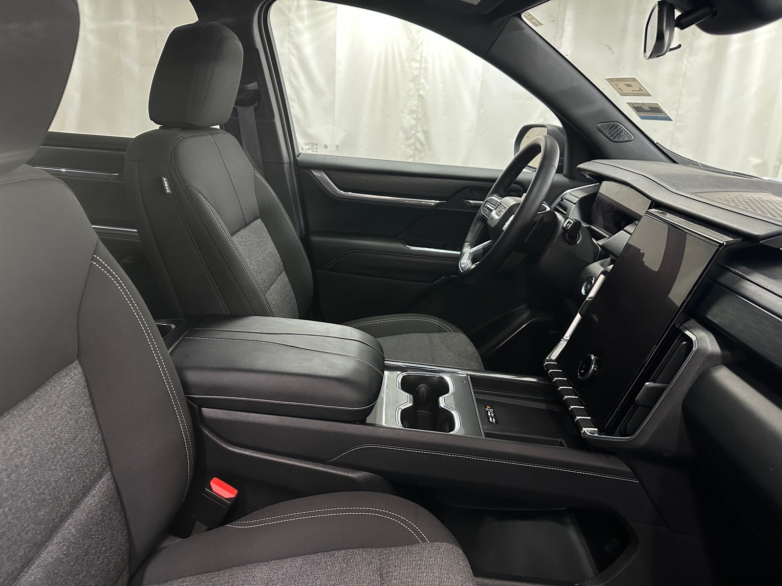 Thumbnail: 2025 GMC Acadia - 2