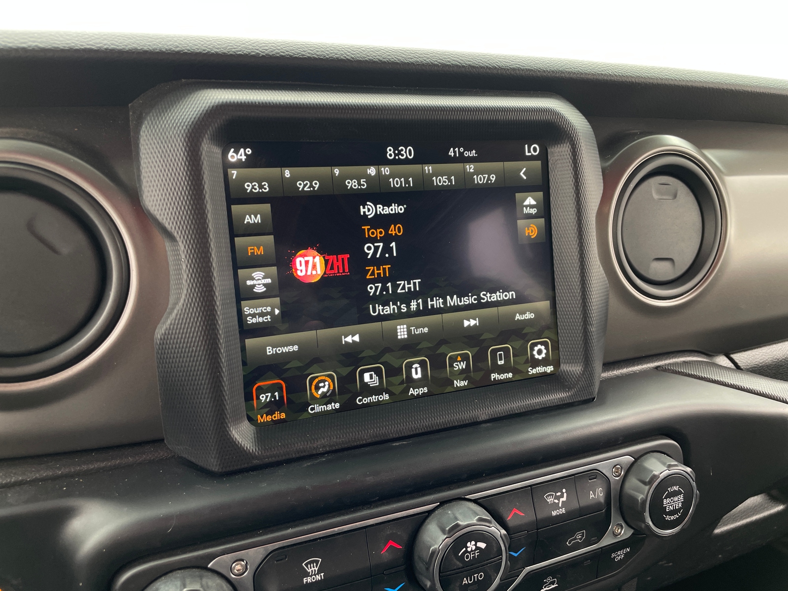 Thumbnail: 2022 Jeep Wrangler - 4