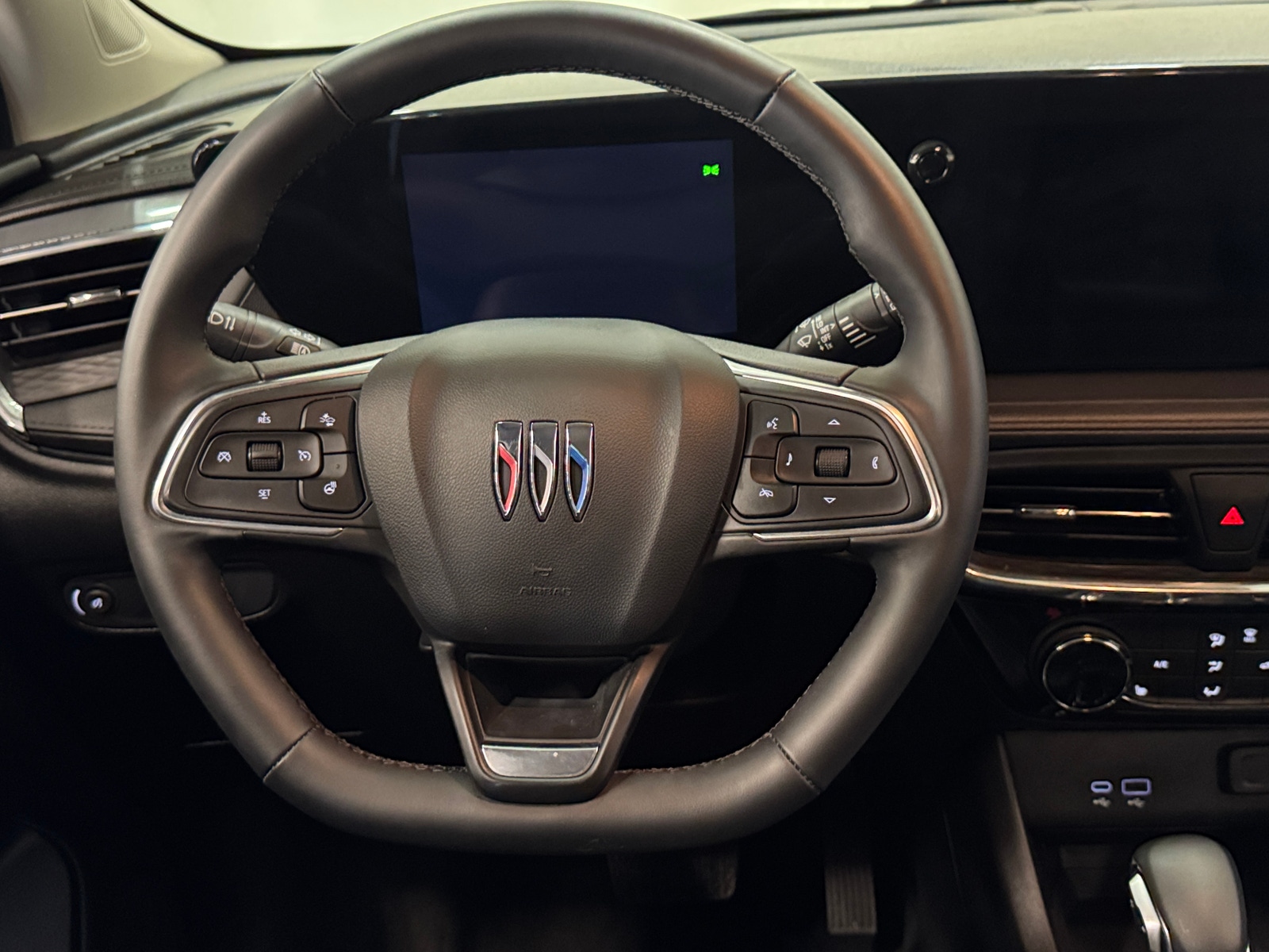 Thumbnail: 2024 Buick Encore GX - 4