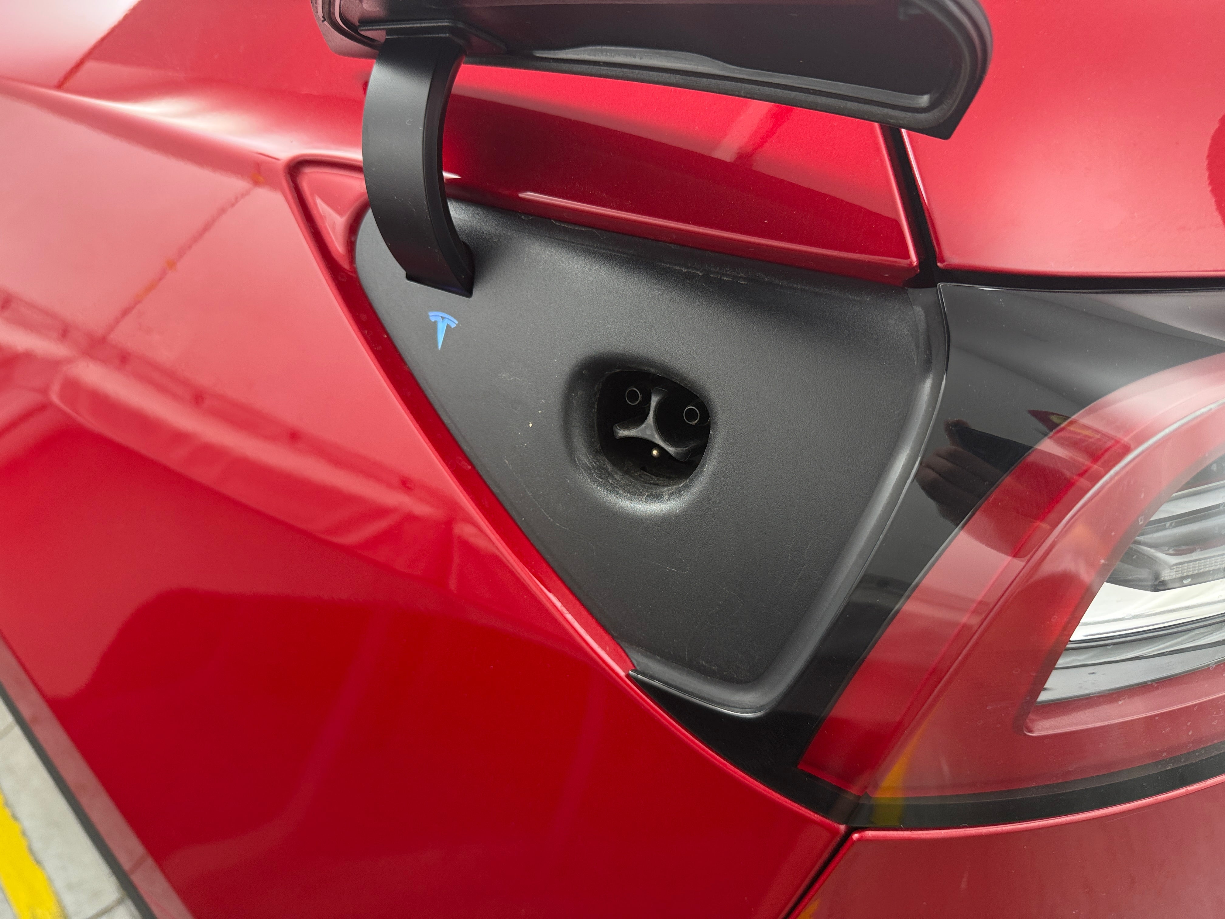 Used 2021 Tesla Model Y Long Range with VIN 5YJYGDEEXMF265770 for sale in Auburn, WA