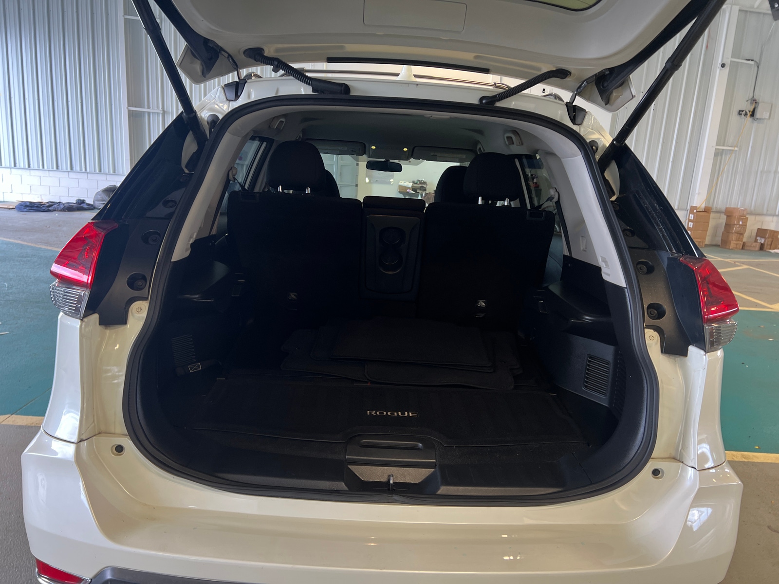 Thumbnail: 2018 Nissan Rogue - 7