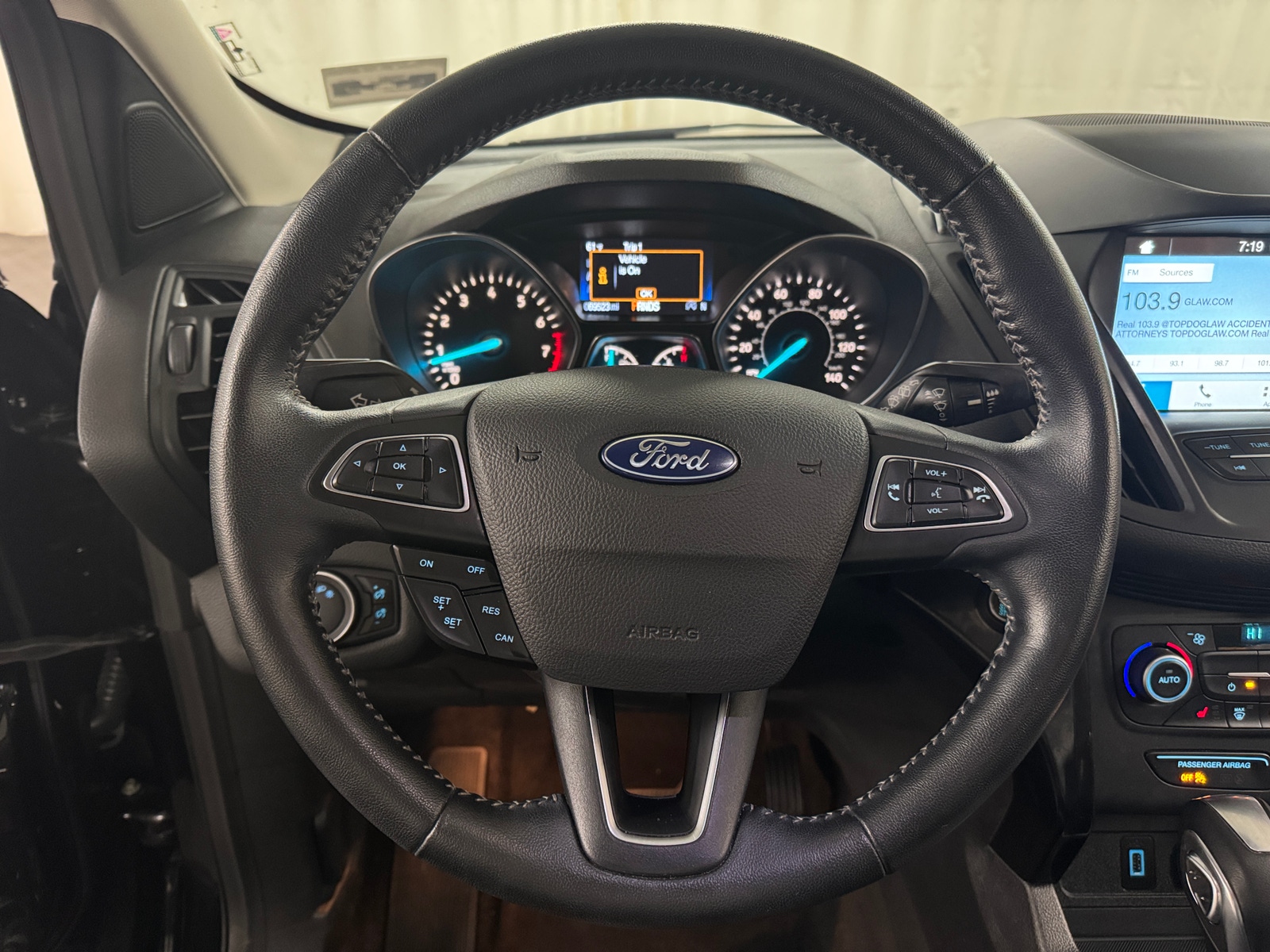 Thumbnail: 2019 Ford Escape - 4