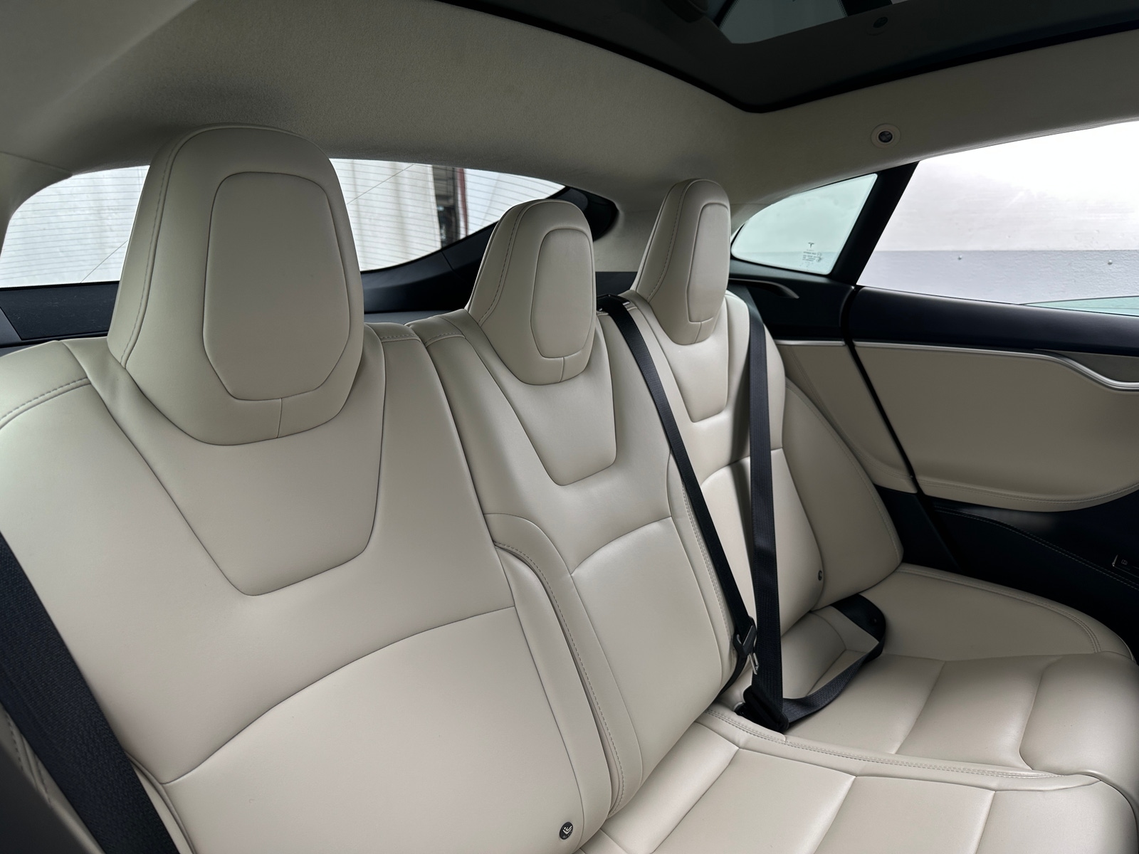 Thumbnail: 2017 Tesla Model S - 5