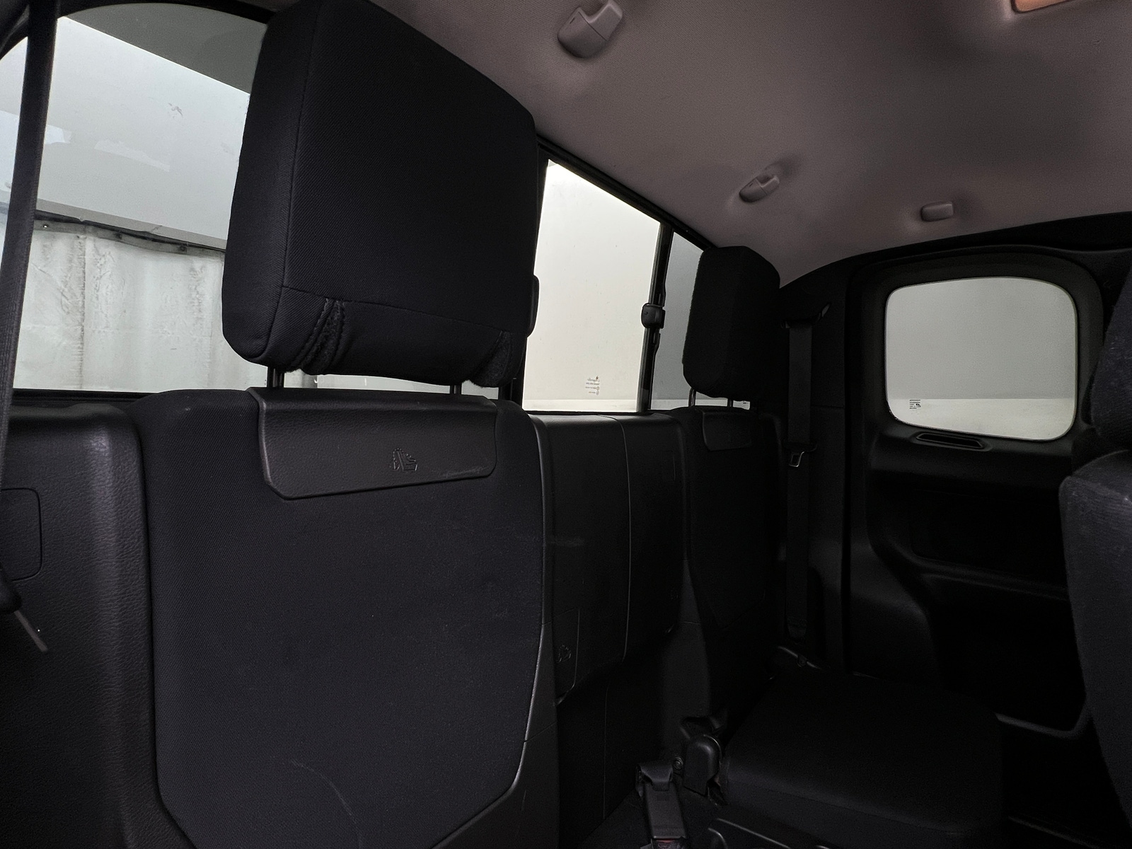 Thumbnail: 2016 Toyota Tacoma - 6