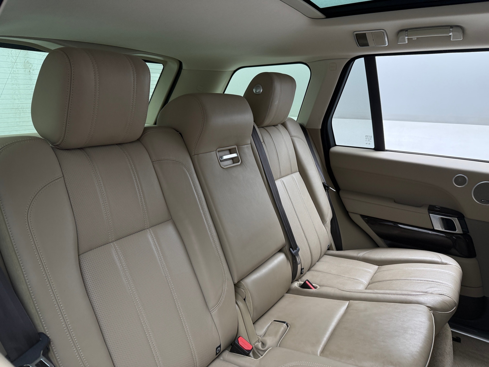 Thumbnail: 2017 Land Rover Range Rover - 5