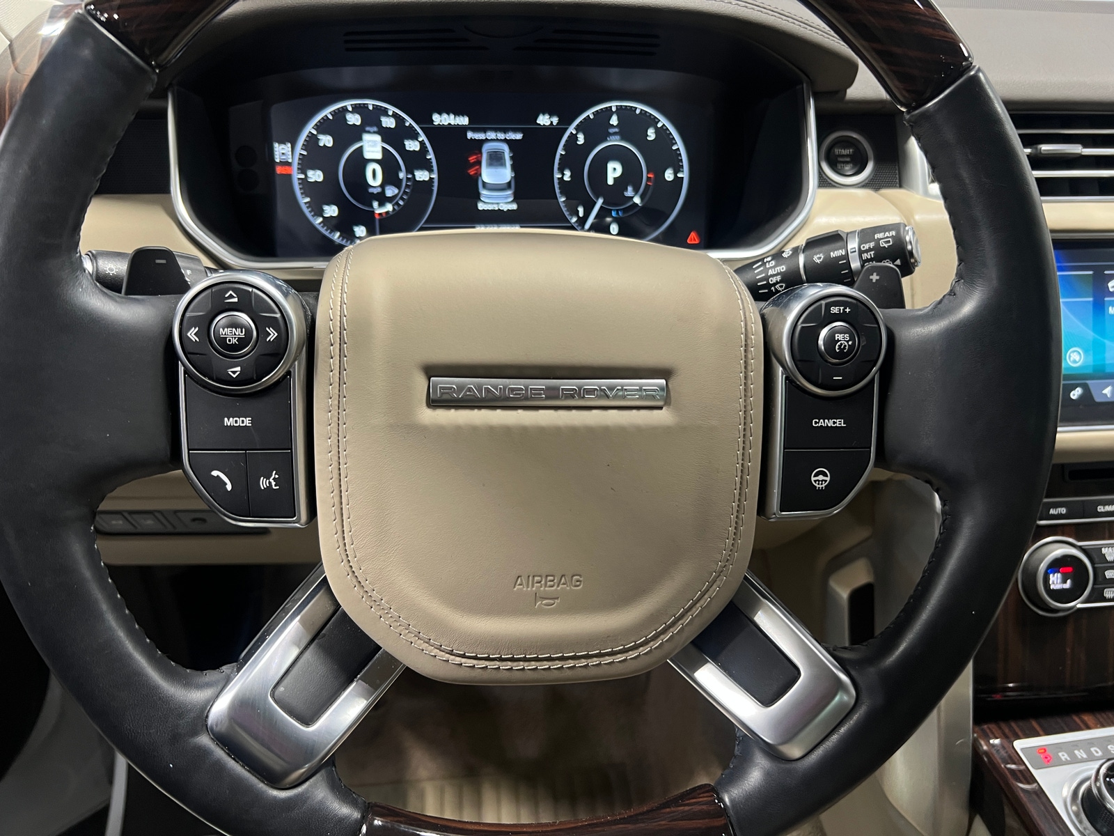 Thumbnail: 2017 Land Rover Range Rover - 4